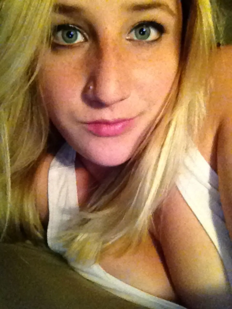 Blonde Gives Blowjob to Guy - Amateur Porn Photo