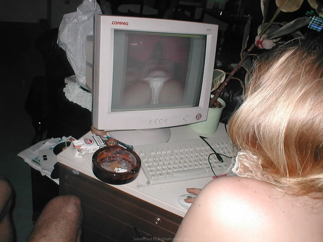 Rough Sex with Curvy Amateur - Explicit XXX Photos