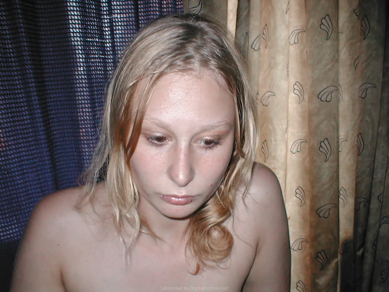 Rough Sex with Curvy Amateur - Explicit XXX Photos