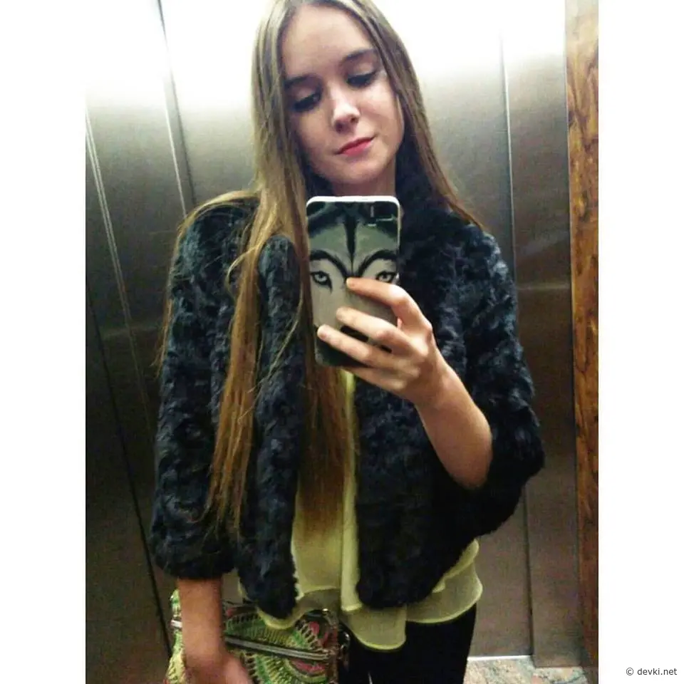 Amateur Slut Sucks Big Black Cock - Explicit Blowjob Photos