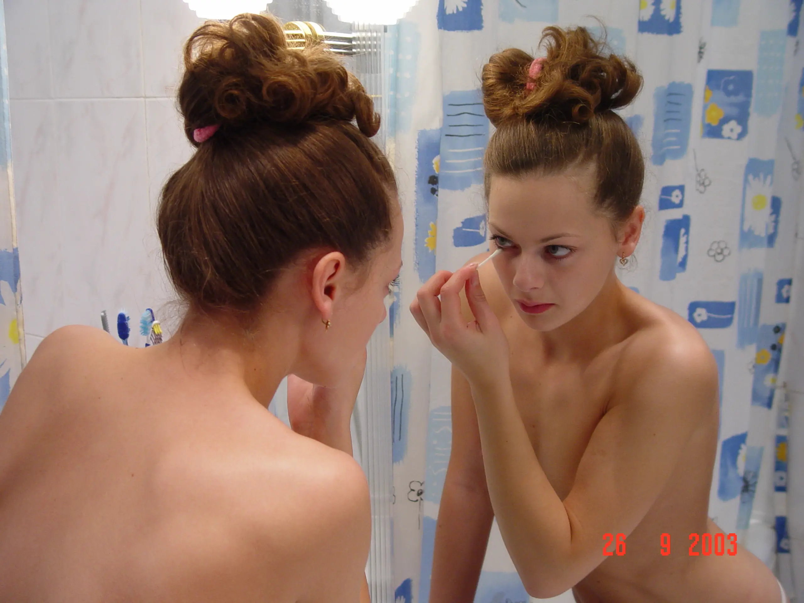 Golden Shower Blowjob by Stunning Amateur - Explicit Amateur Porn Photo