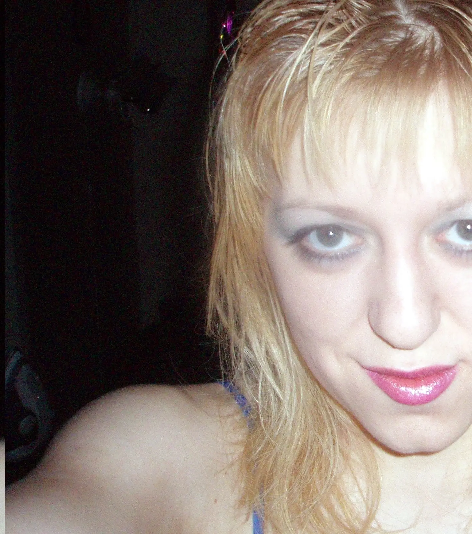 Drunk Girl Gets Cumshot on Face in Amateur Porn Pic