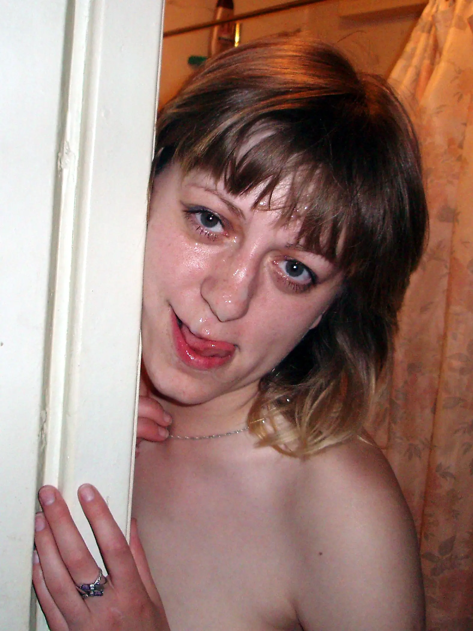 Drunk Girl Gets Cumshot on Face in Amateur Porn Pic