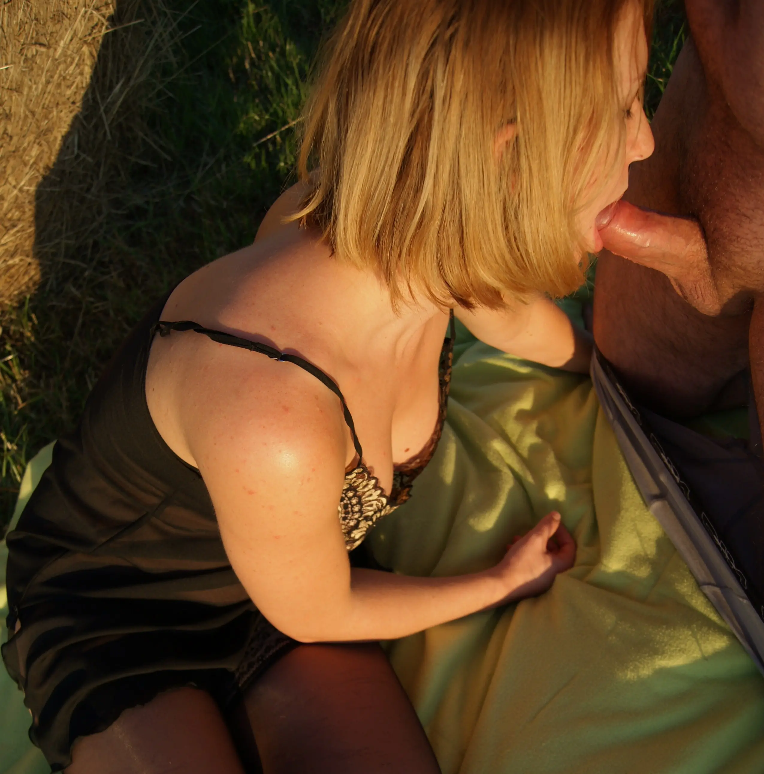 Free Amateur Porn with Mistress: Boundless Joy in Explicit Photos