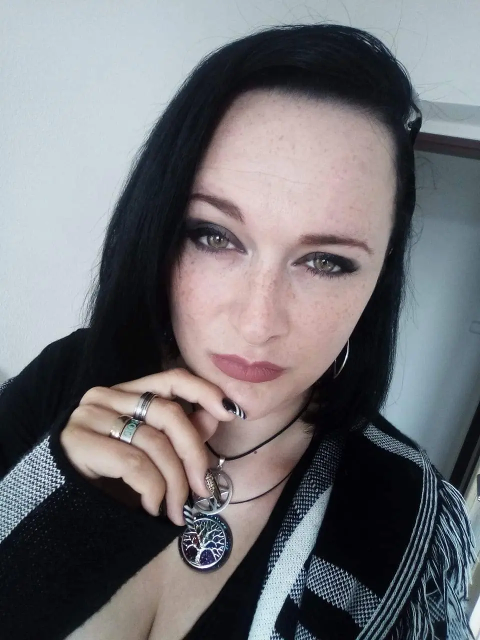 Explicit Amateur Porn Photos Pushing the Limits of Art: Intimate and Sensual Shots