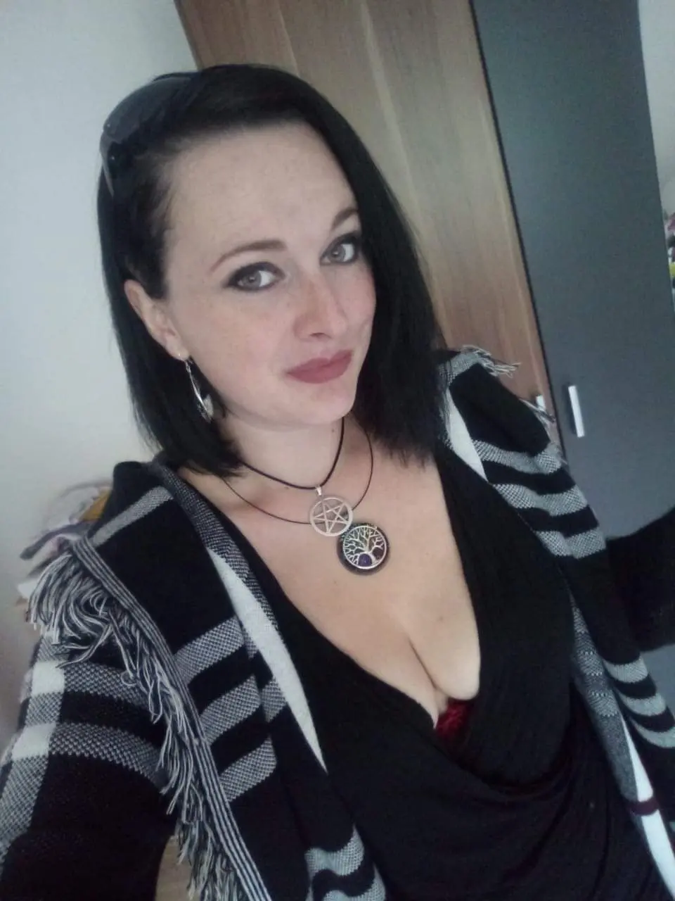 Explicit Amateur Porn Photos Pushing the Limits of Art: Intimate and Sensual Shots