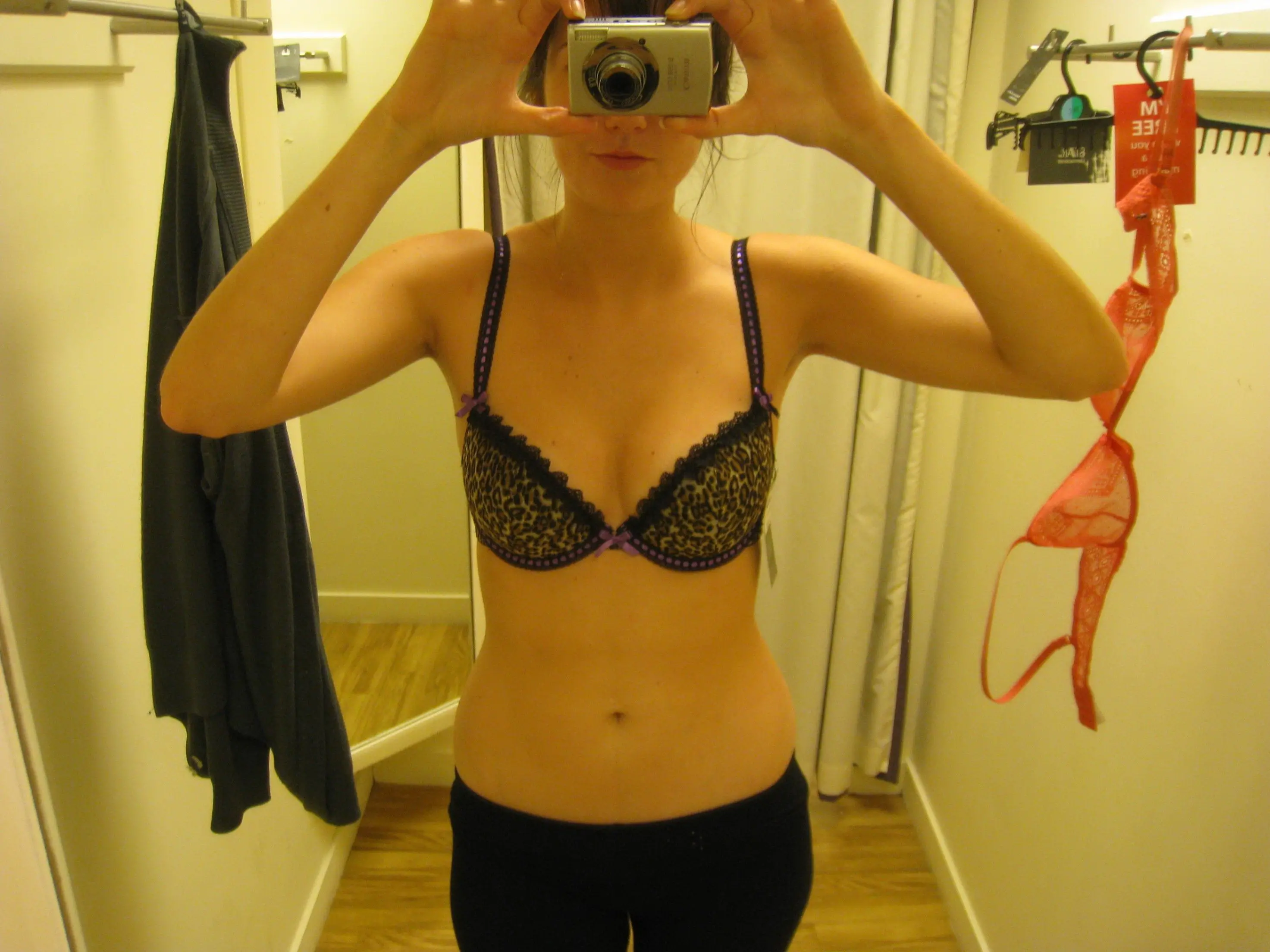 Amateur Photos That Trigger Tsunami of Desire! Explicit Content Inside!