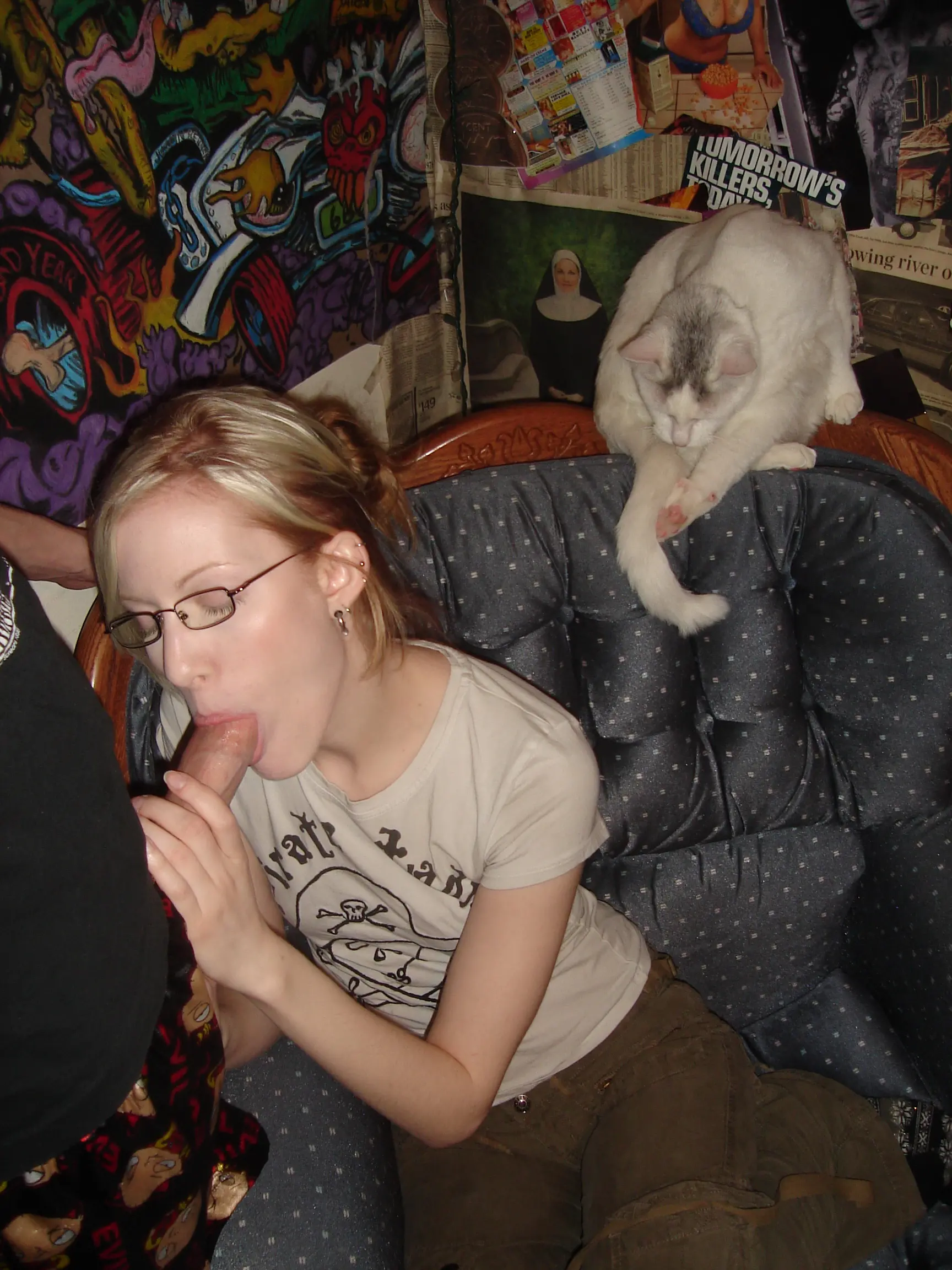 Deep Throat Blowjob by Amateur Minx - Explicit Oral Sex Photo