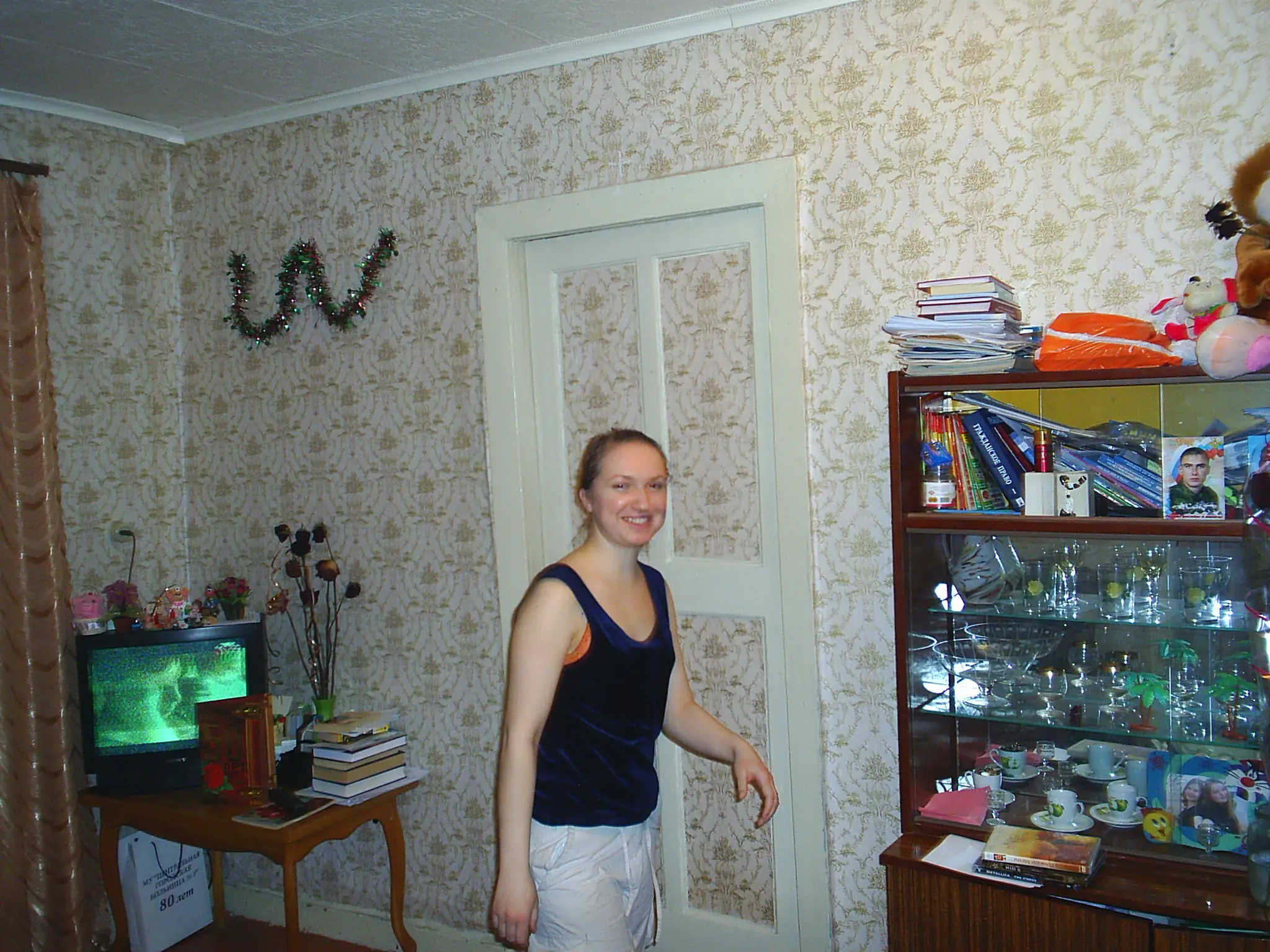 Hot Teen in Top Amateur Porn: Cute Girl Gets Explicit in XXX Photos