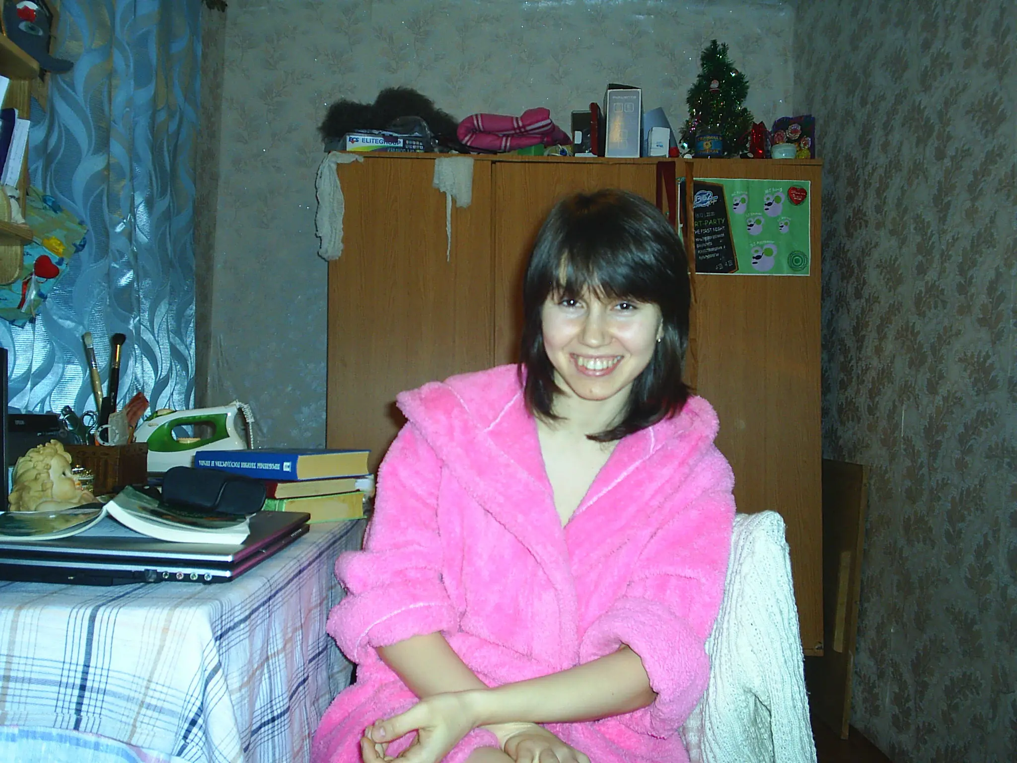 Hot Teen in Top Amateur Porn: Cute Girl Gets Explicit in XXX Photos