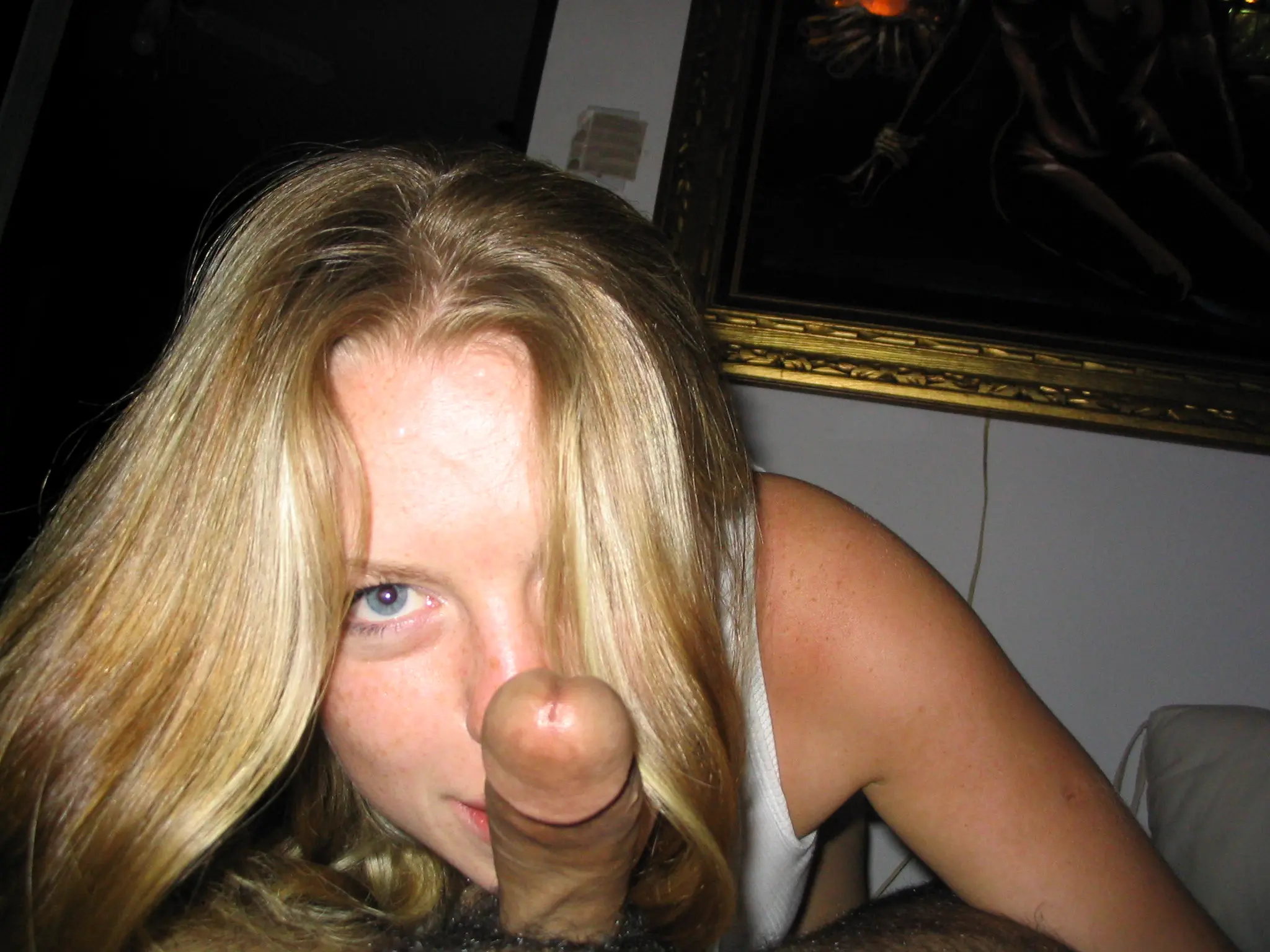 Seductive Amateur Porn Cutie: Explicit and Steamy XXX Photos!