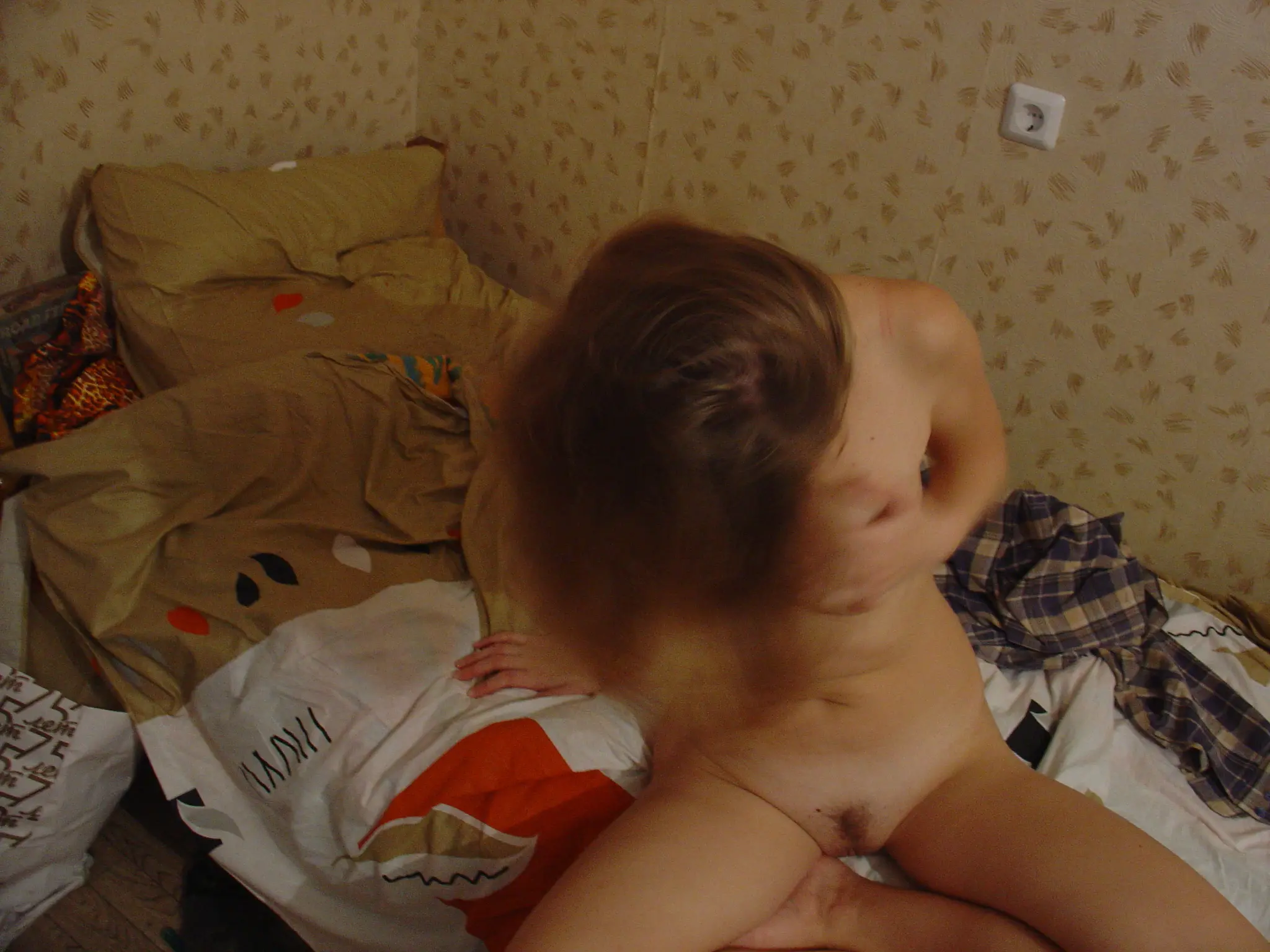 Extreme Intimacy: Hot Model in Explicit Amateur Porn with Arousal Moments