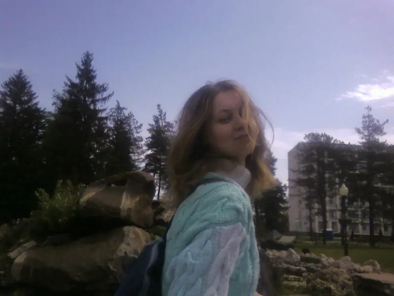 Extreme Intimacy: Hot Model in Explicit Amateur Porn with Arousal Moments