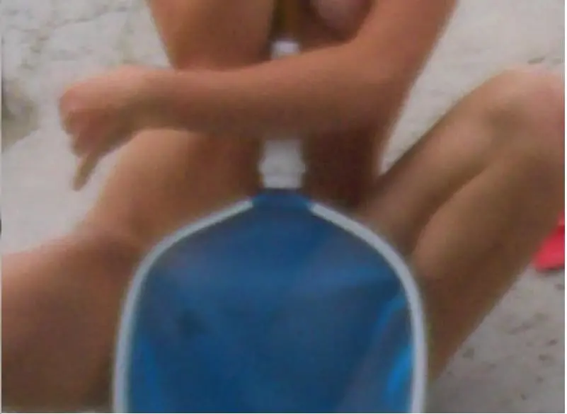 Amateur Teases by Showing Her Tits: Explicit and Seductive Photos