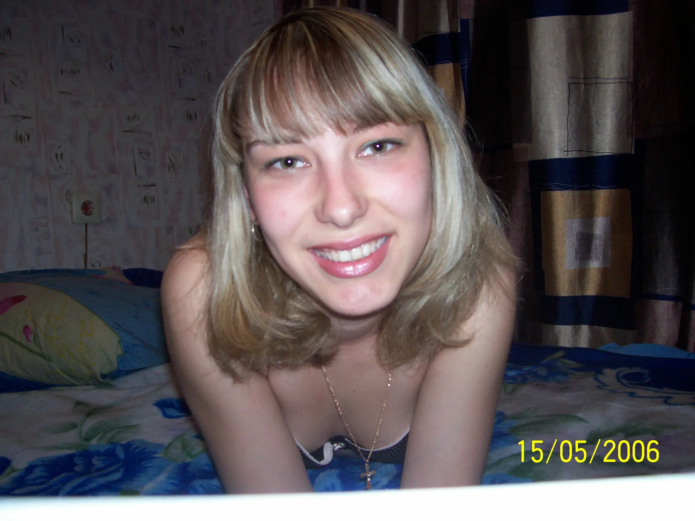 Watch Hot Amateur Porn with Sexy Babe Online