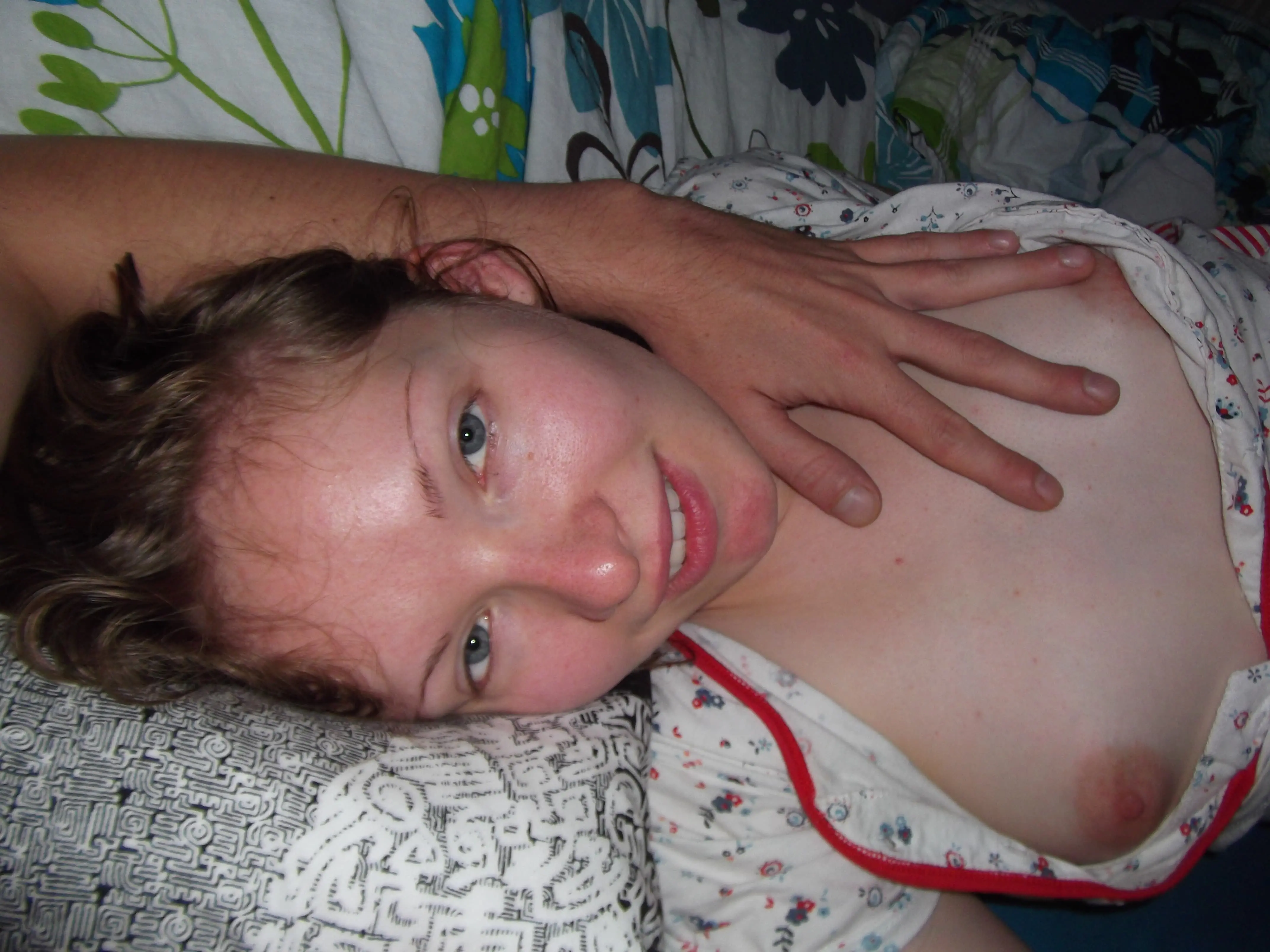 Raw Oral Sex Moments: Amateur Porn Photos