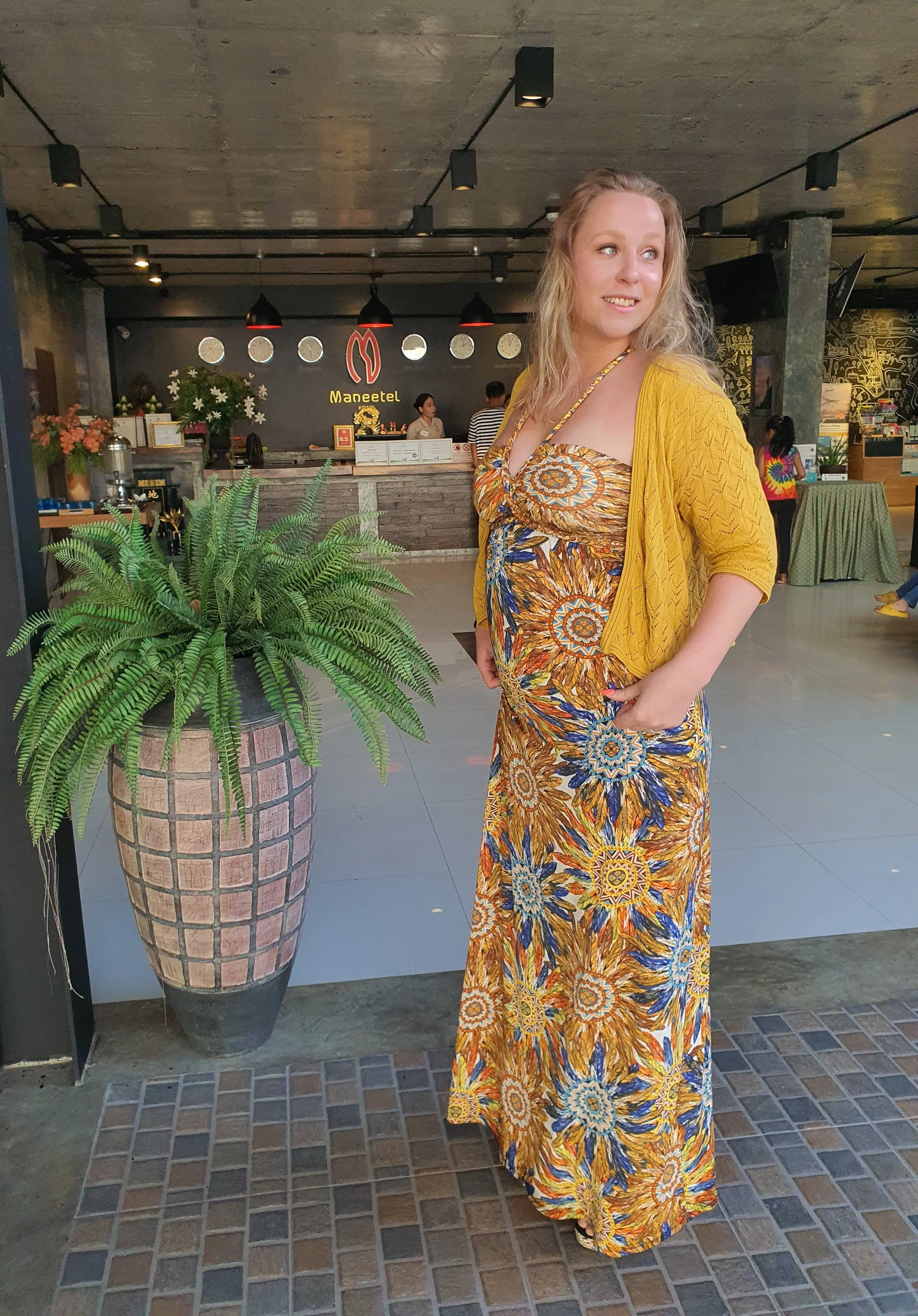 Seductive Mature Woman in Explicit Intimacy Scenes - Amateur Porn Photos