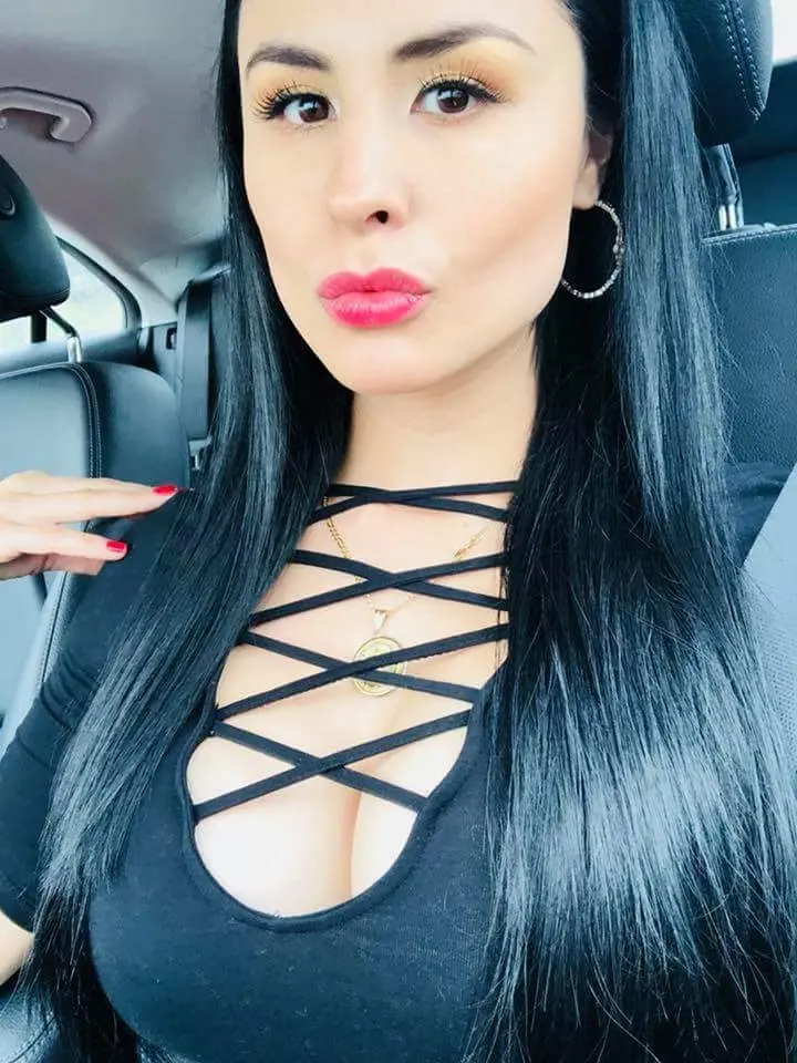 Sizzling Woman Flaunts Stunning Bikini Body: Explicit Beach Pose