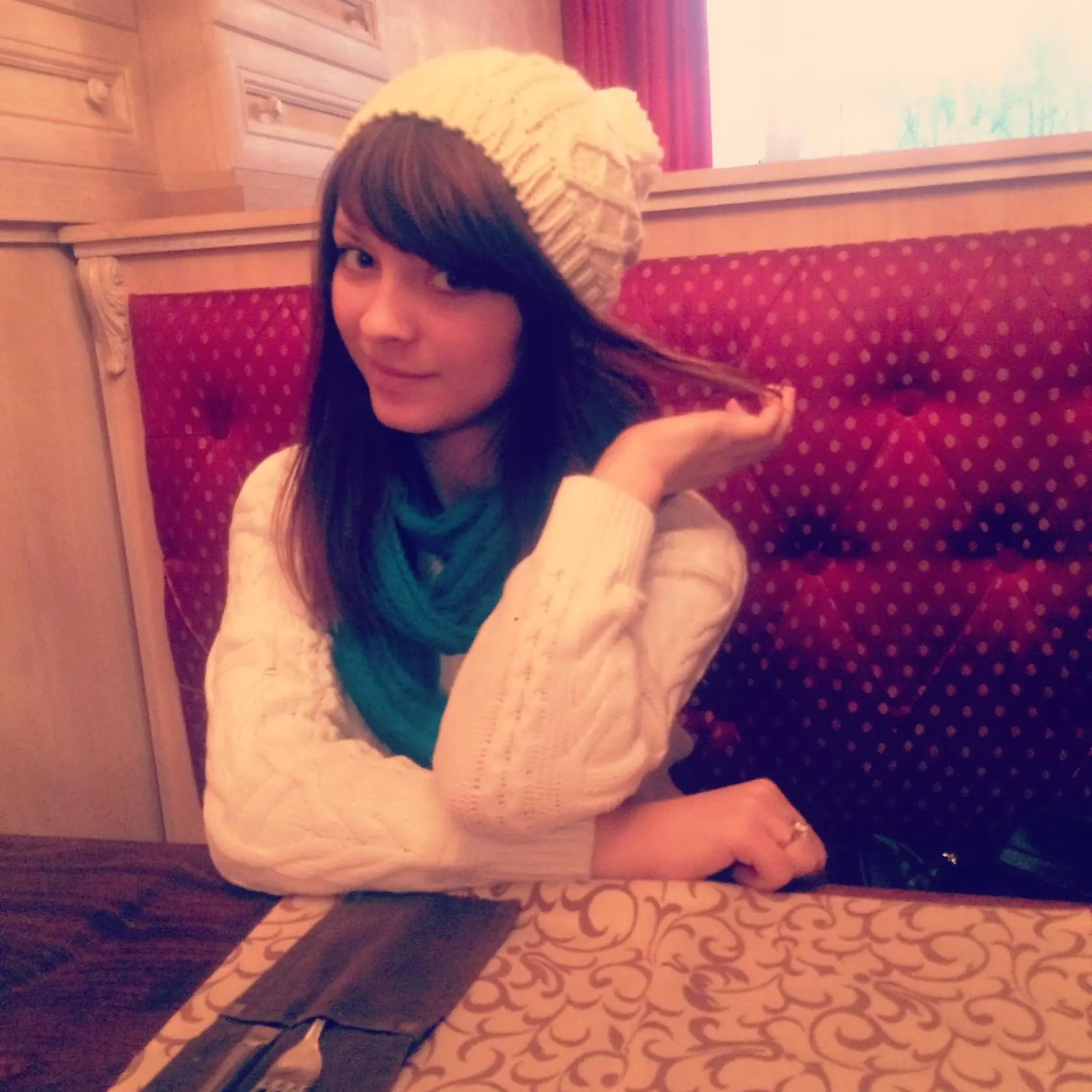 Tour Agency Employee Exposes Personal Nudes: Amateur Porn Pics