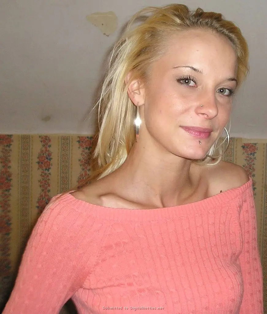 Skinny Blonde Loves Getting Cum on Her Face - Explicit Amateur Porn Photo