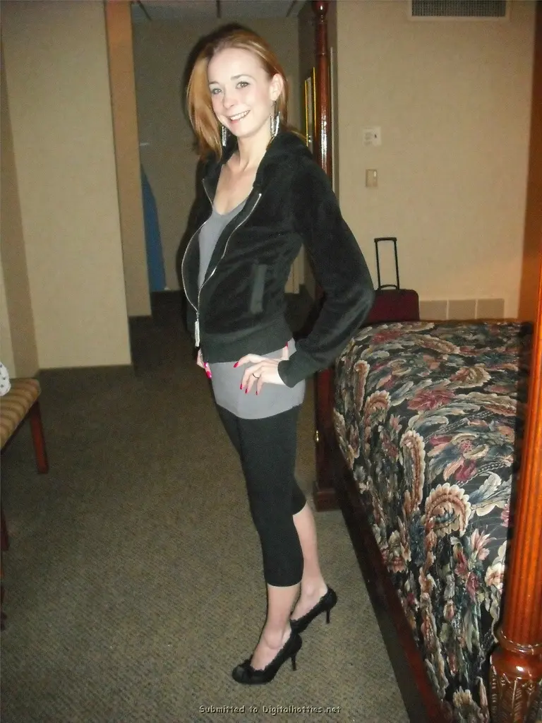 Skinny Blonde Loves Getting Cum on Her Face - Explicit Amateur Porn Photo