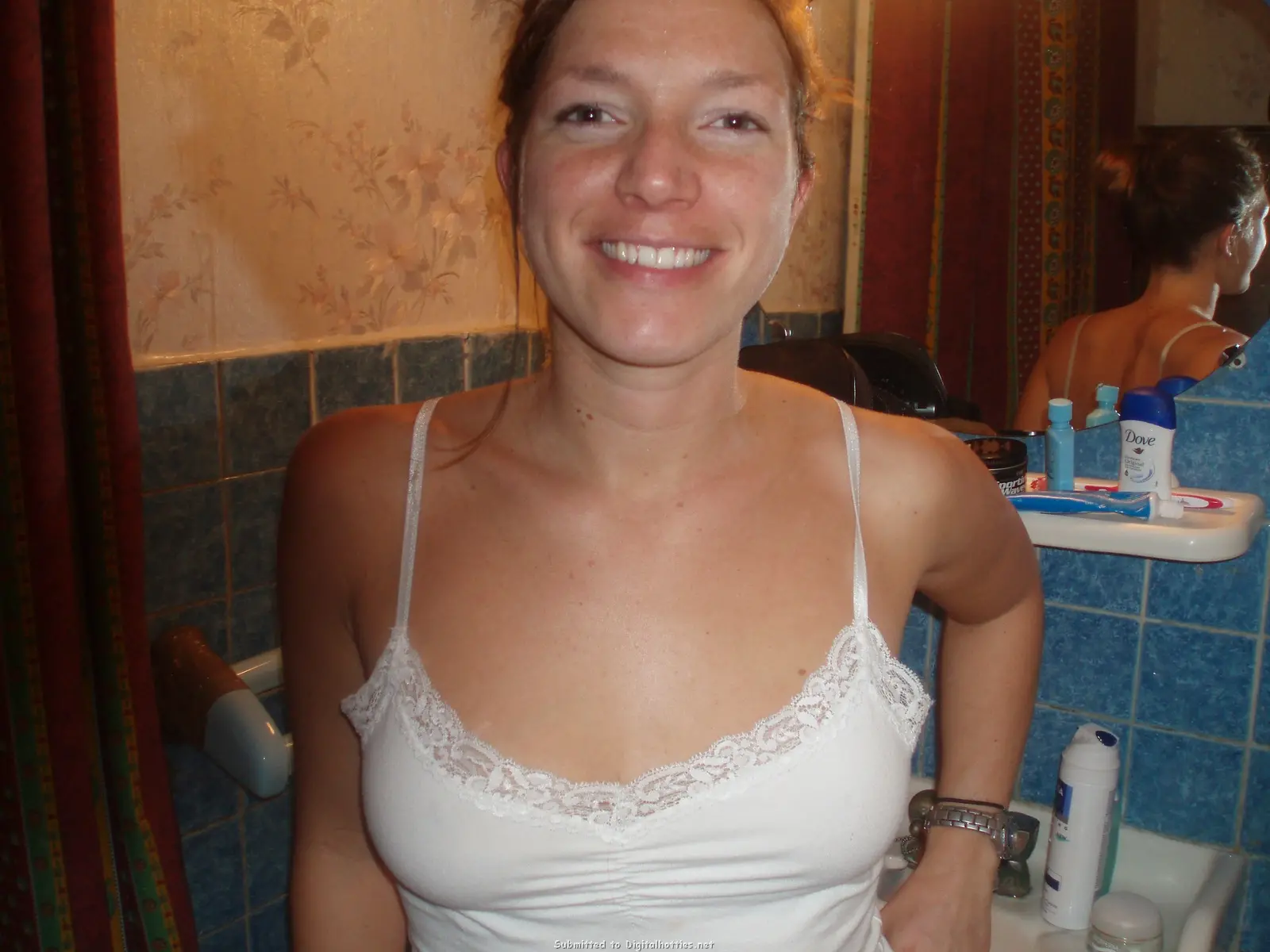 Amateur Porn Pics: Hairy Pussy Slut Exposed in Explicit Photos