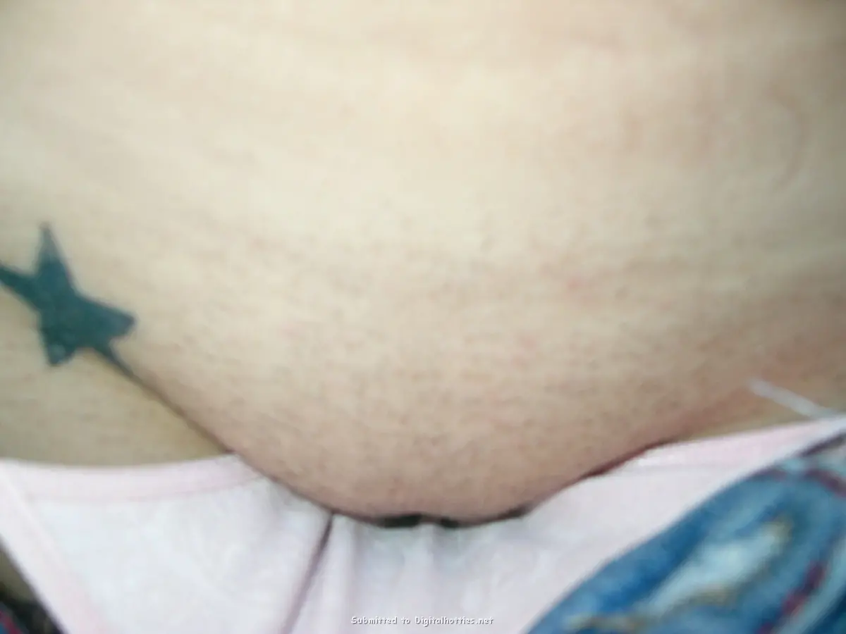 Dangerous Babe Takes Cock Like a Pro in Amateur Porn Photo