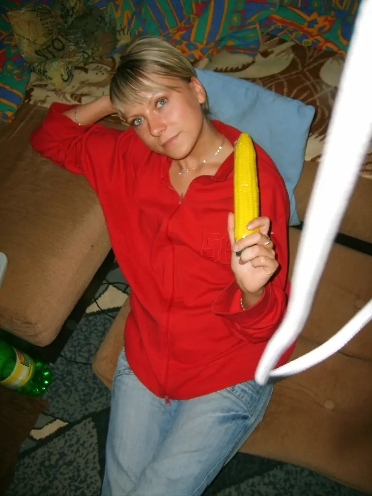 Hotwife Gets Fucked Hard by Thick Cock - Amateur Porn XXX