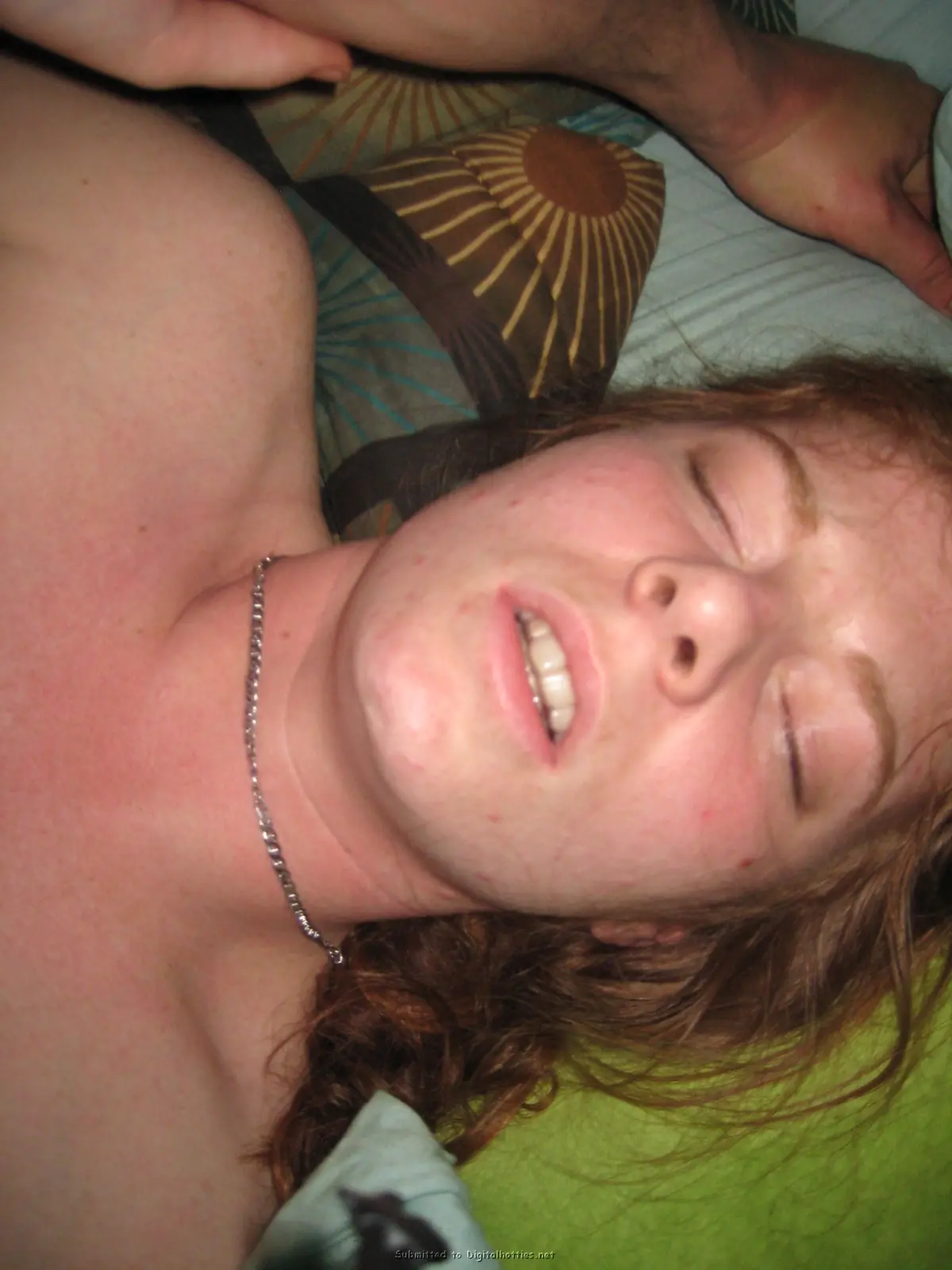 Sexy Babe Shows Off Blowjob Skills in Amateur Porn Pics