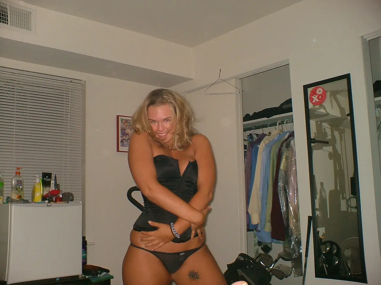 Blonde Babe Demonstrates Expert Blowjob Skills in Amateur Porn Pic