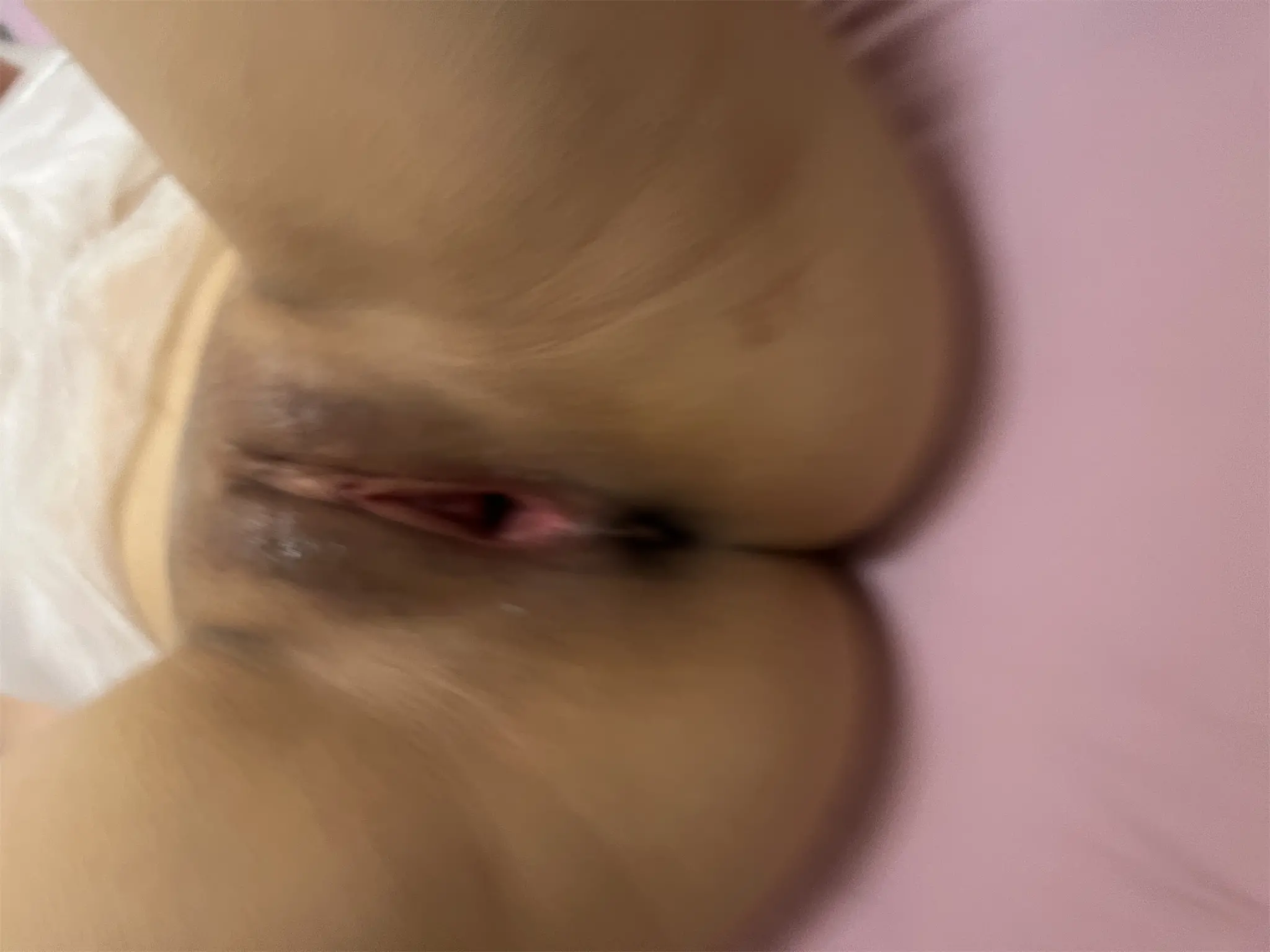 Explicit Amateur Masturbation and Pussy Play Photo Shoot