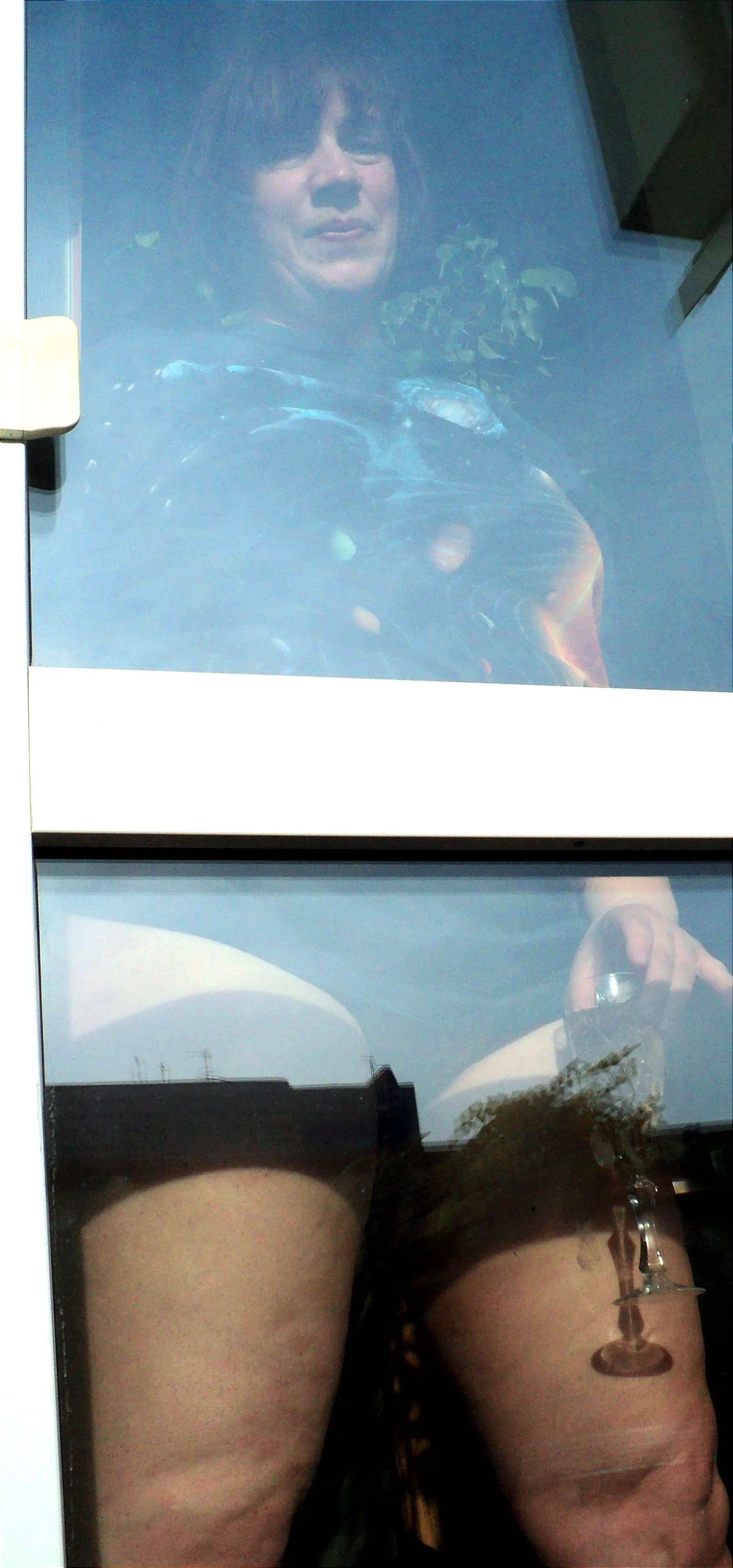 Mature Russian Slut Fucks Herself with Bottle - Extreme Amateur Porn!