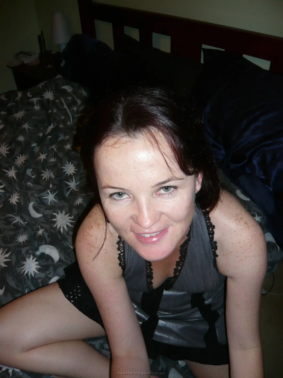 Explicit Amateur Porn Pics of a Naughty Woman - Intimate and Depraved Photos