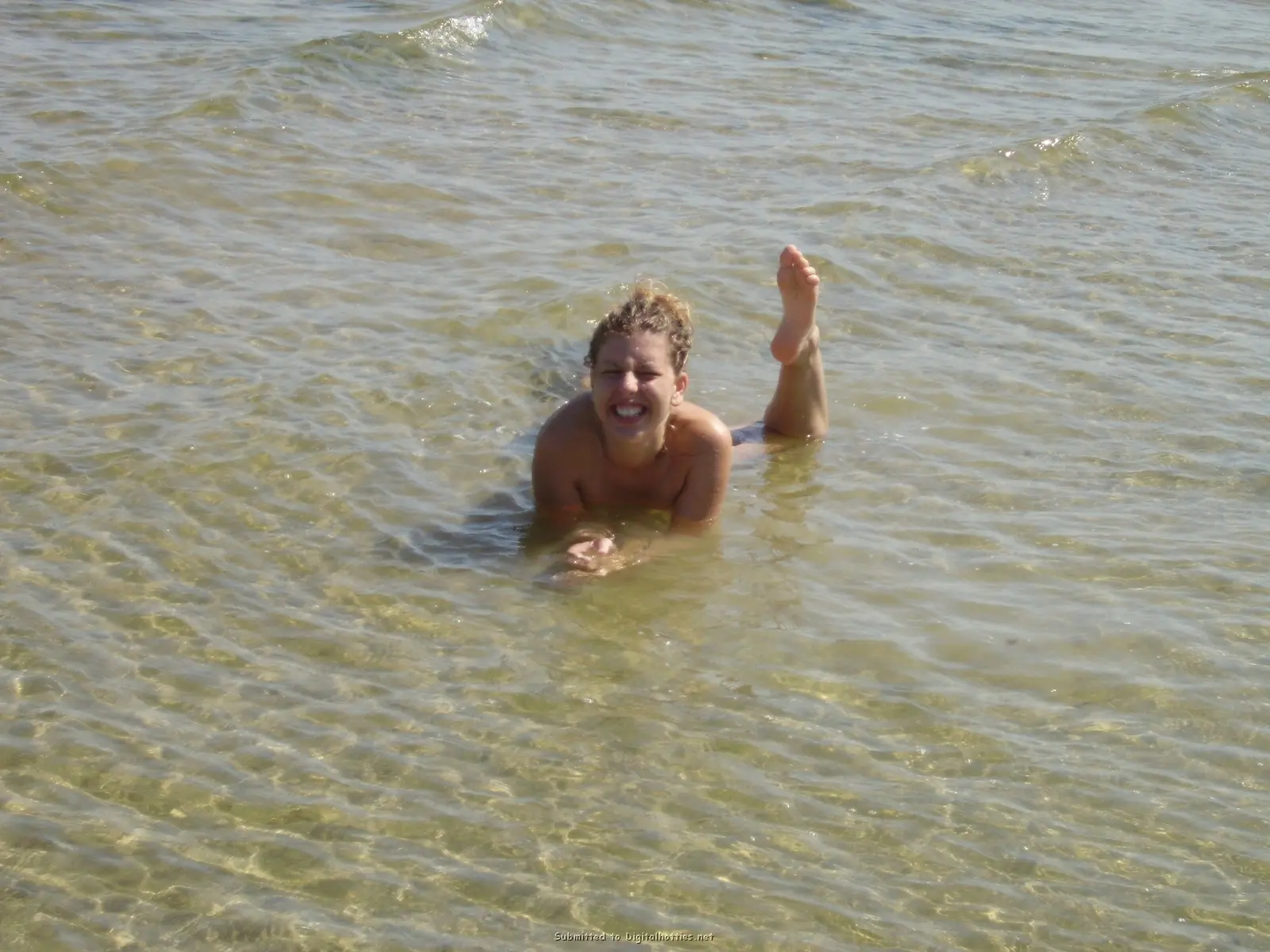 Hot Amateur Babe with Perfect Booty Fucks Guy - Explicit Homemade Porn