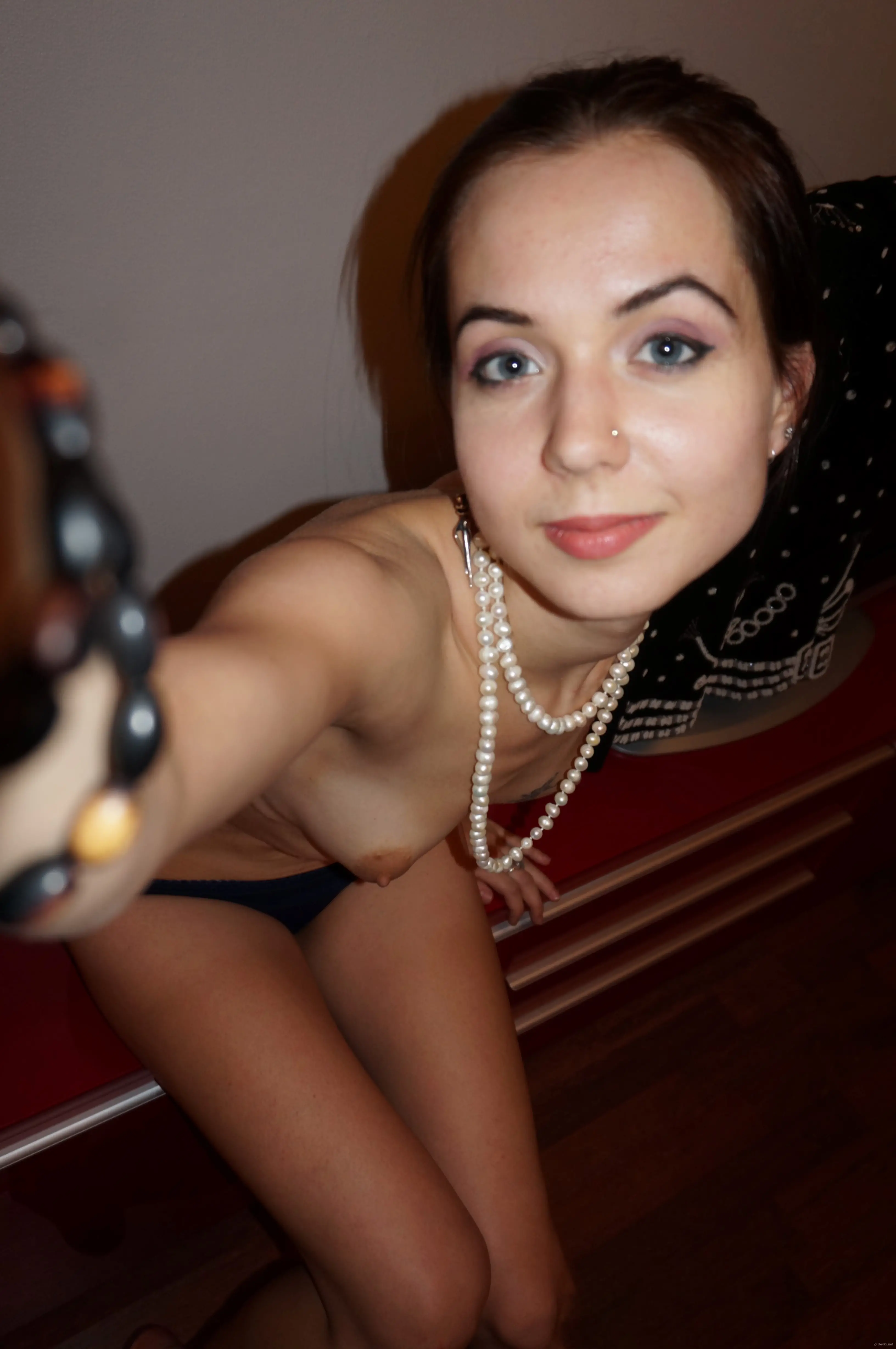 Seductive Brunette Loves Posing Naked: Amateur Explicit Photos