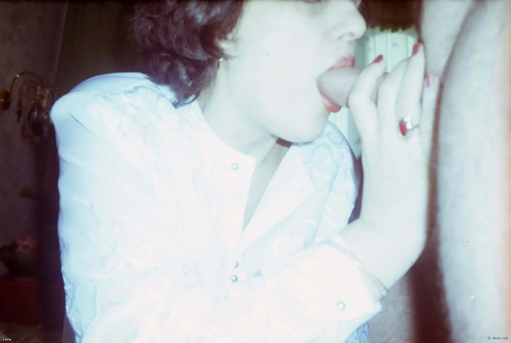 Hot babe deepthroats big thick cock in amateur porn pic