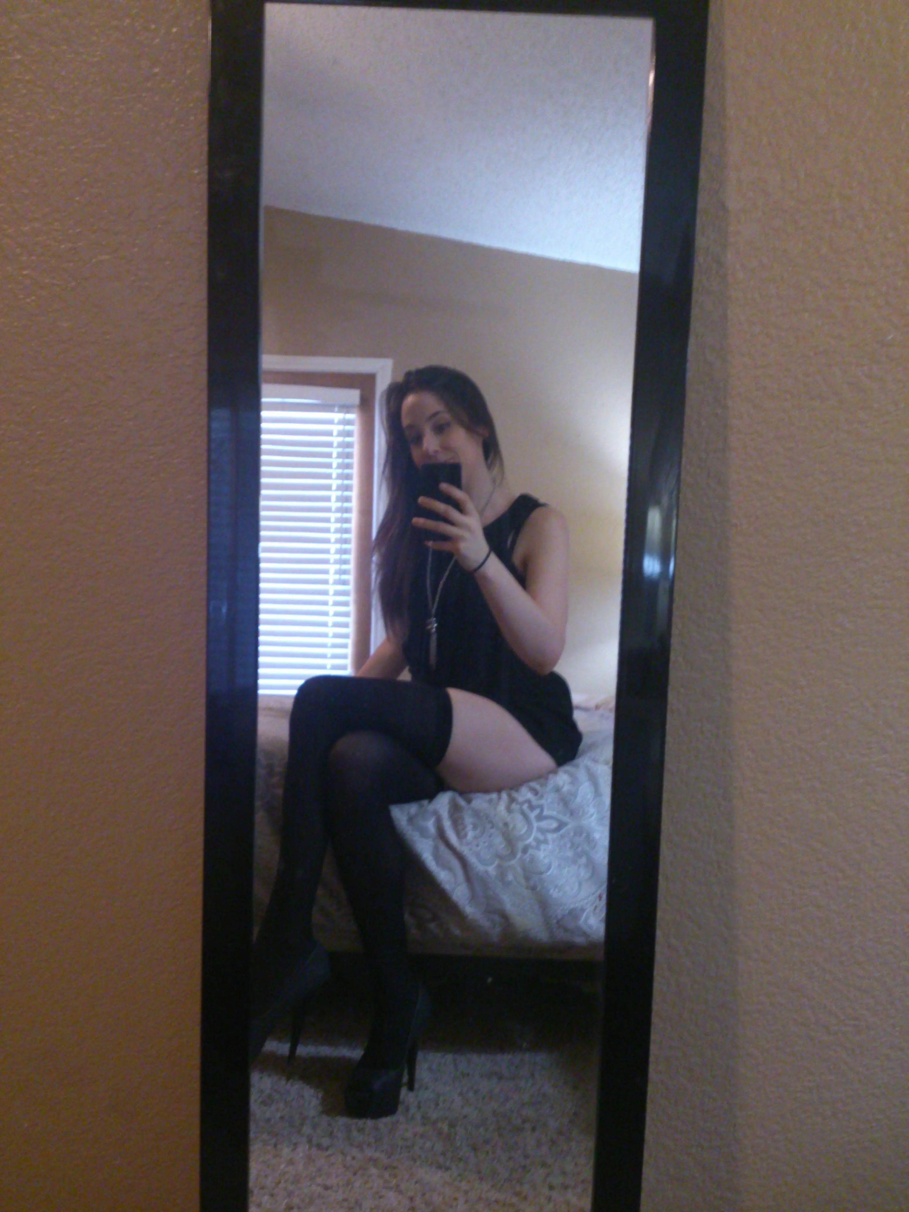 Hot Chick with Braids Masturbates in Amateur Selfie Porn