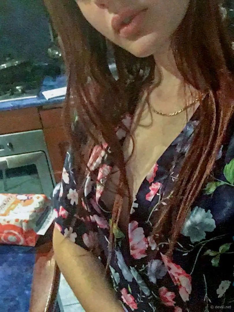 Explicit Amateur Photos of Young College Student at Home