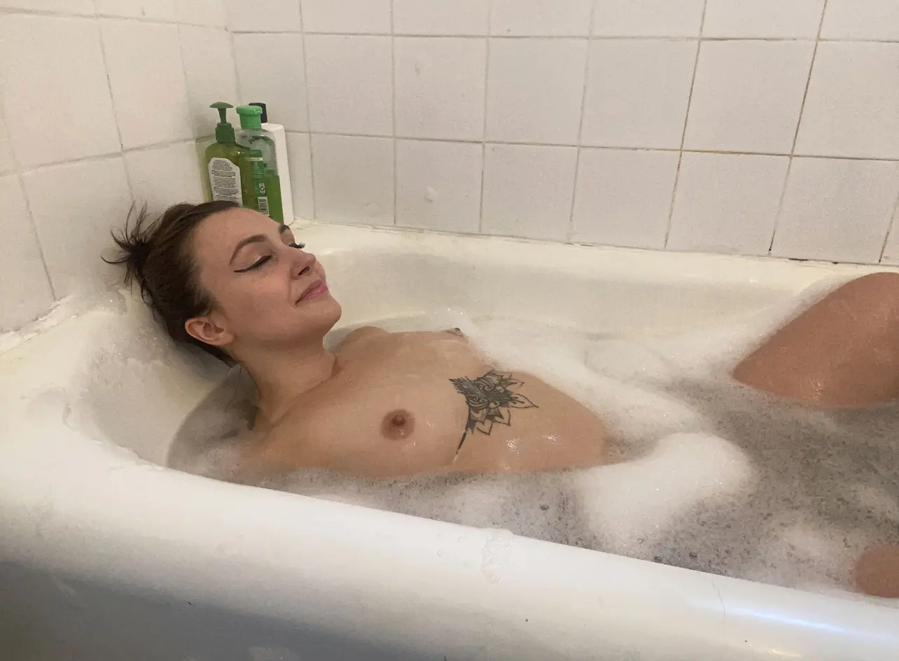 Exhibitionist Slut Exposed After Hardcore Sex