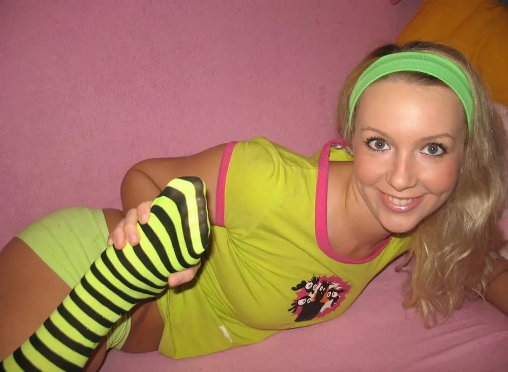 Bright Blonde Anal Solo: Explicit Amateur Porn Photo