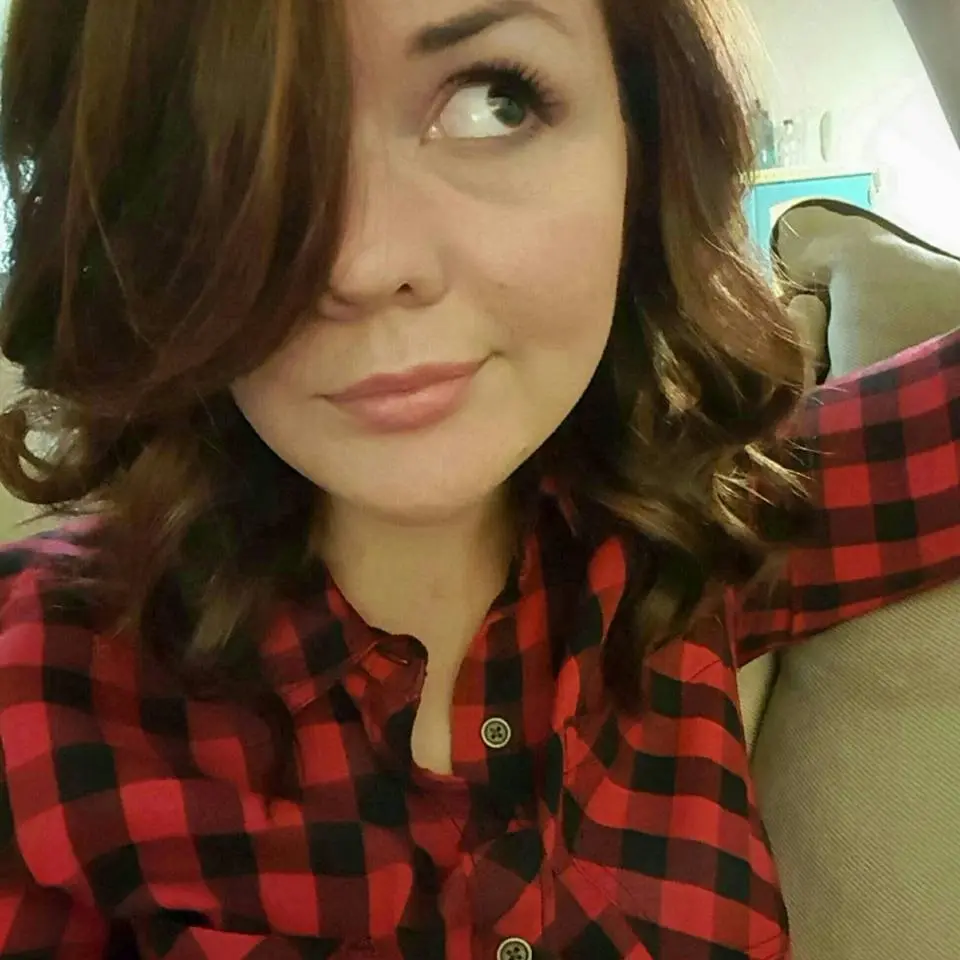 Amateur Slut Exposes Private Porn Photos - Explicit XXX Content