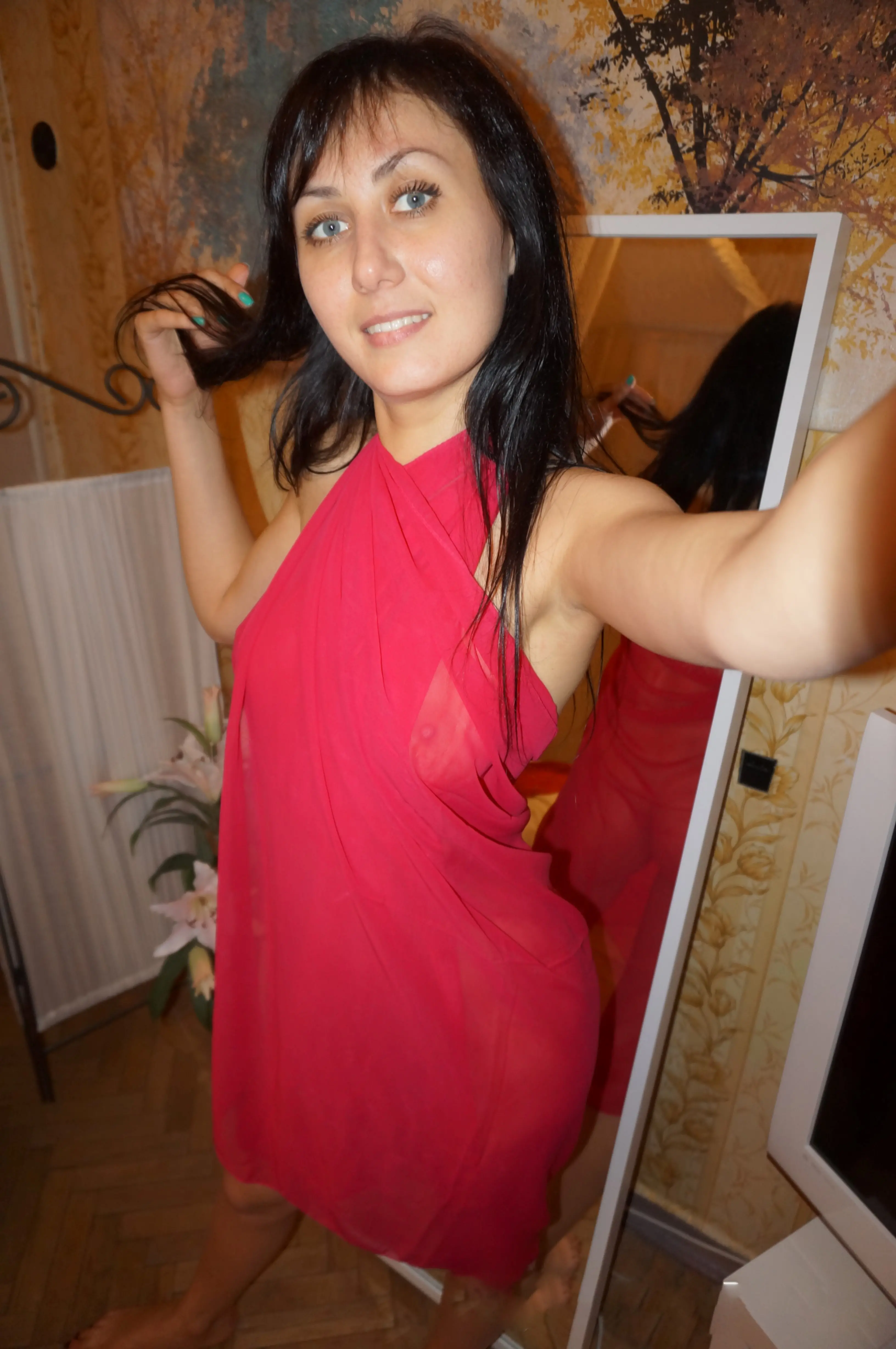 Hot Cutie Shows Off Tiny Natural Tits - Amateur Explicit Photo