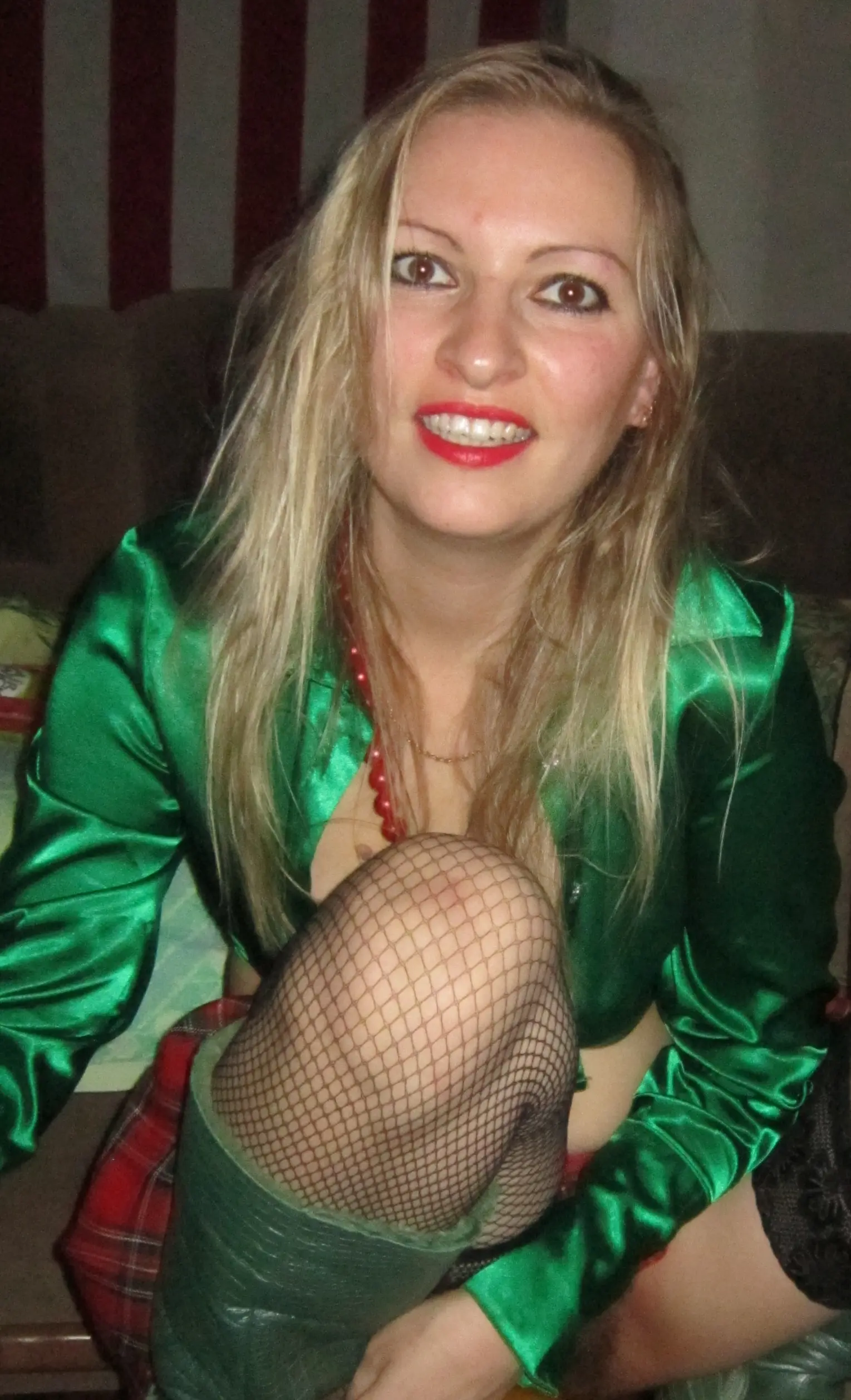 Getting Ready for Swinger Sex: Explicit Amateur Porn Photos