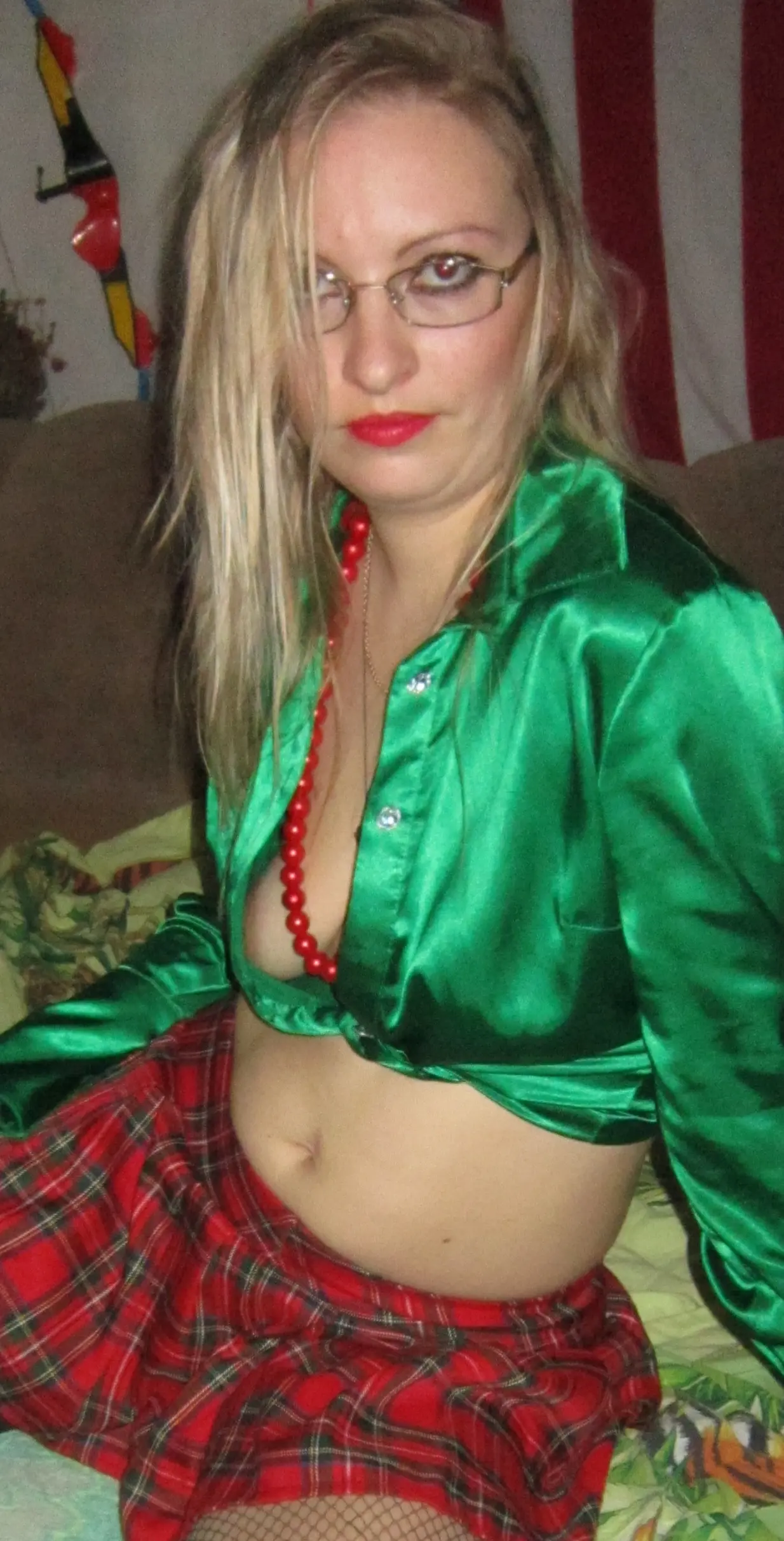 Getting Ready for Swinger Sex: Explicit Amateur Porn Photos