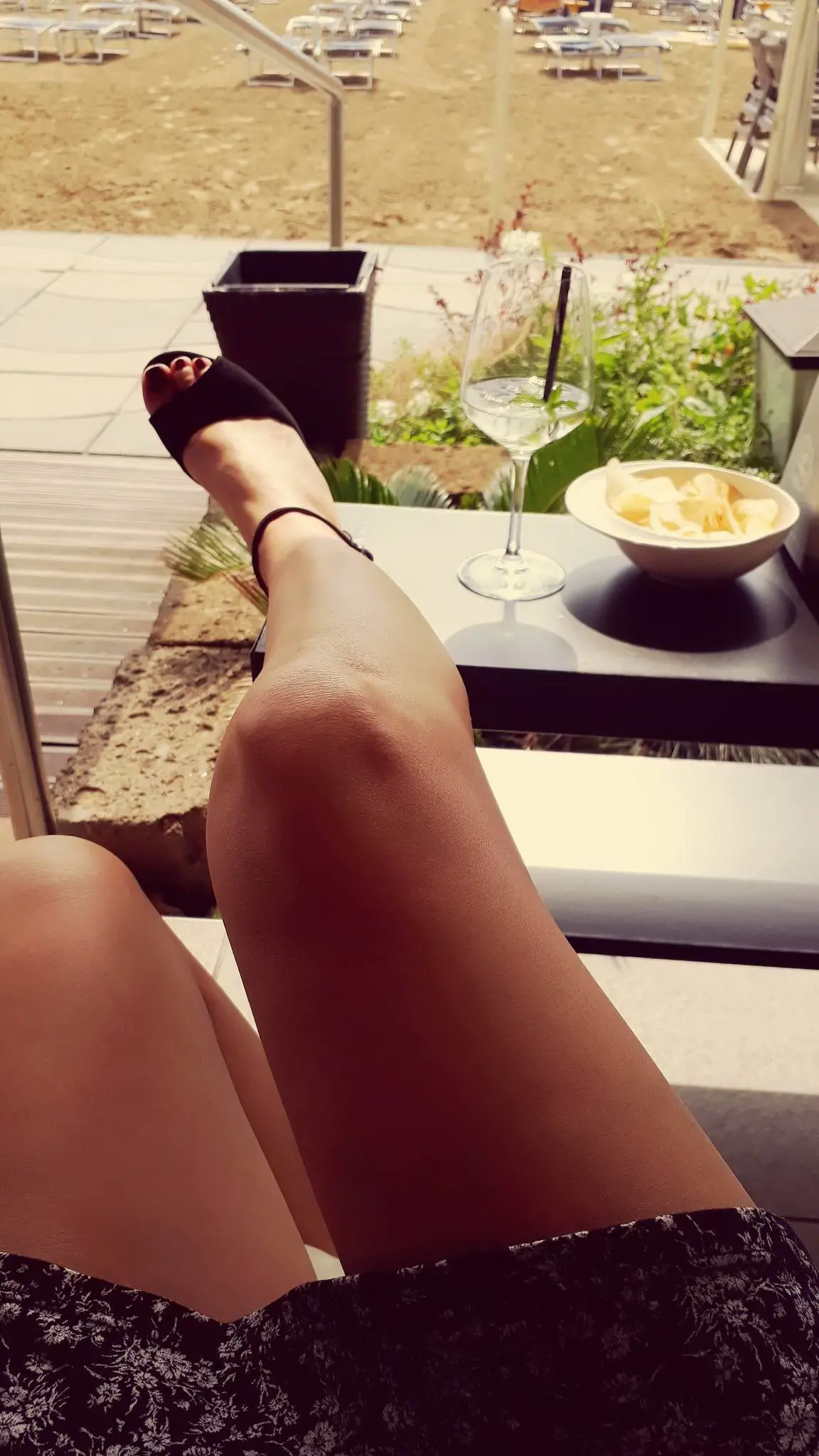 Hot Mature Woman with Perfect Ass in Amateur Porn Photo Shoot