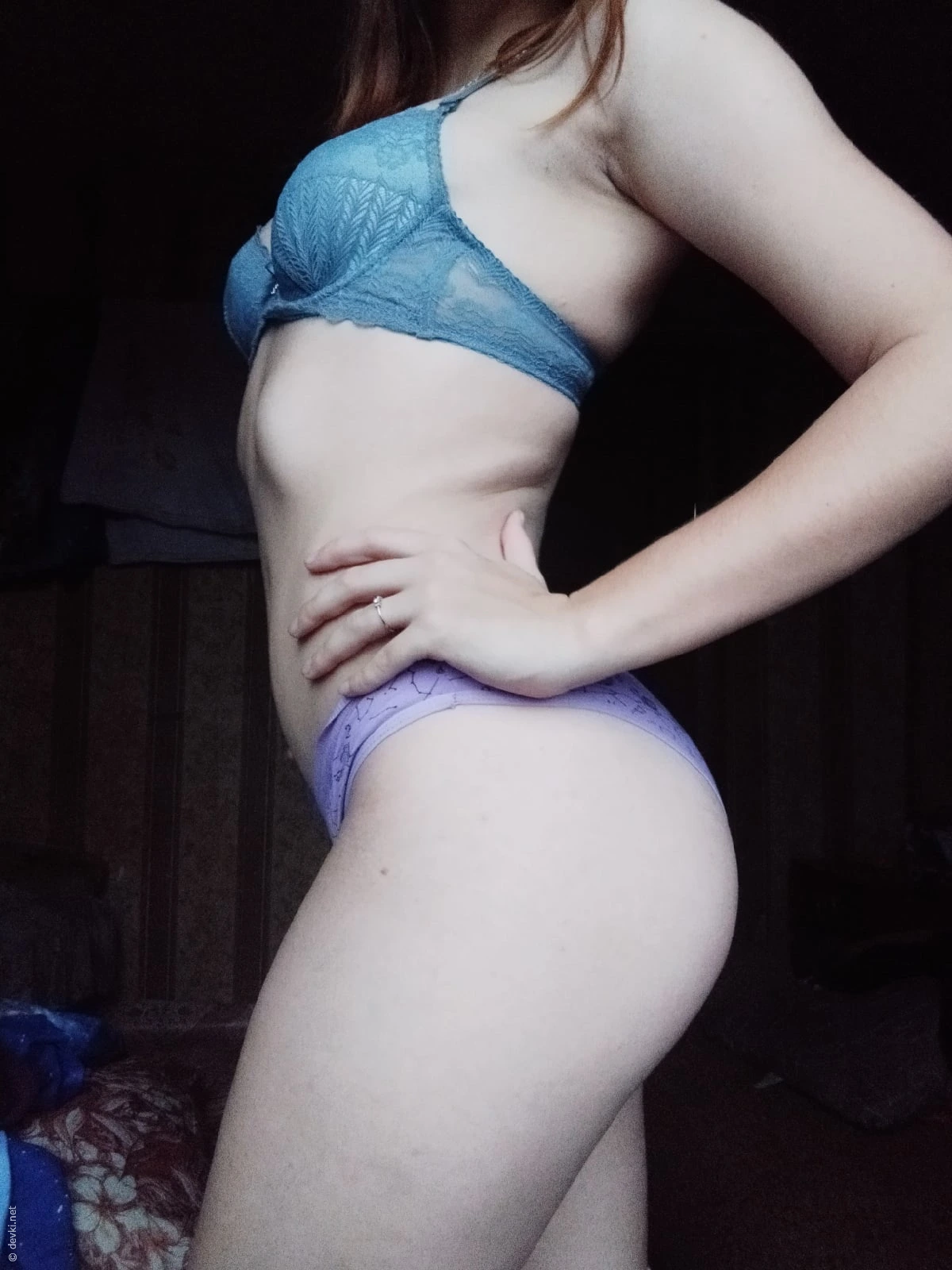 Exhibitionist Amateur Pussy - Turned on by Watching Eyes