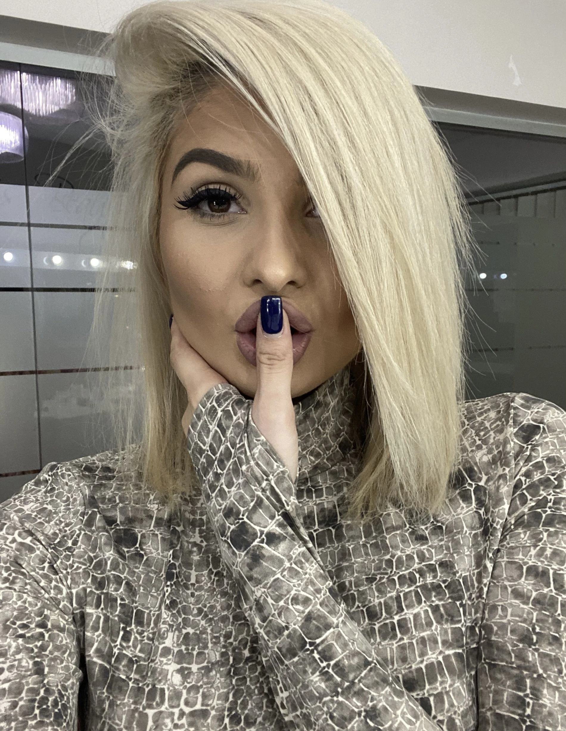 Amateur Slut Satisfies Her Lust with Sex Toys - Explicit Homemade Porn