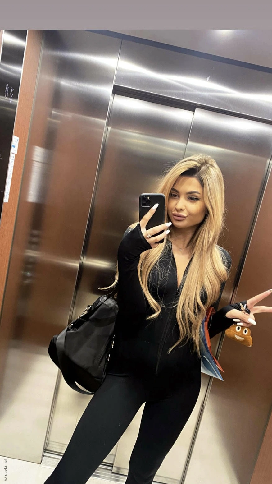 Amateur Slut Satisfies Her Lust with Sex Toys - Explicit Homemade Porn