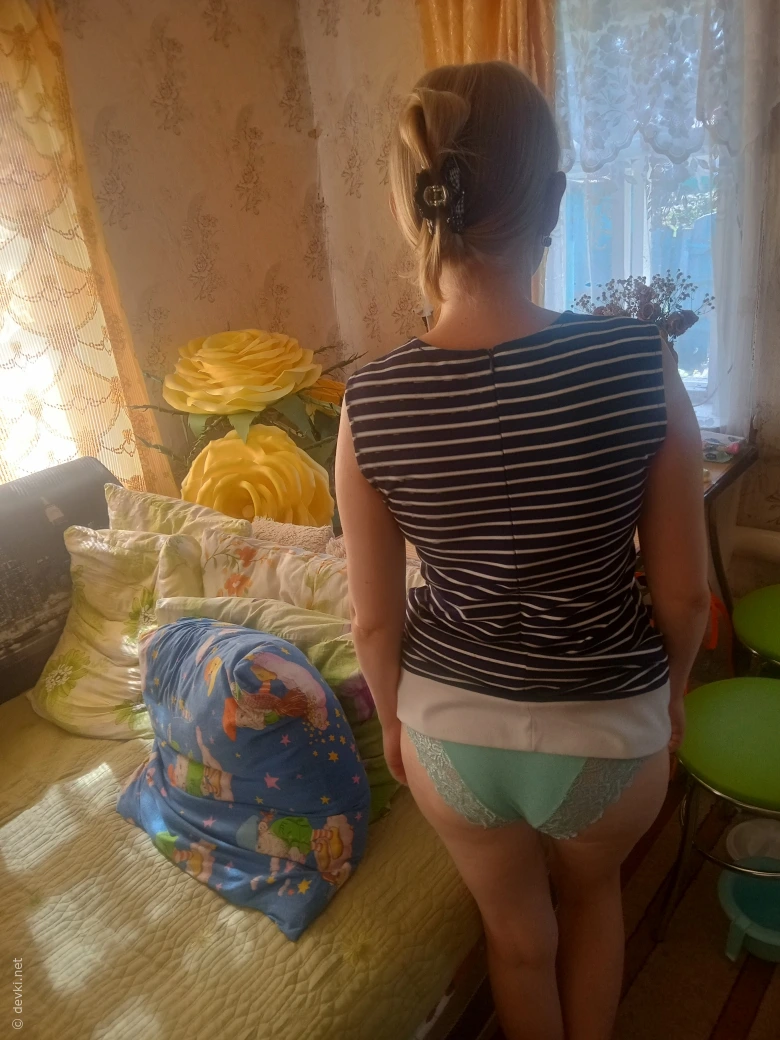 Hot Amateur Cumshot in Lover's Mouth - Explicit Oral Sex Photo