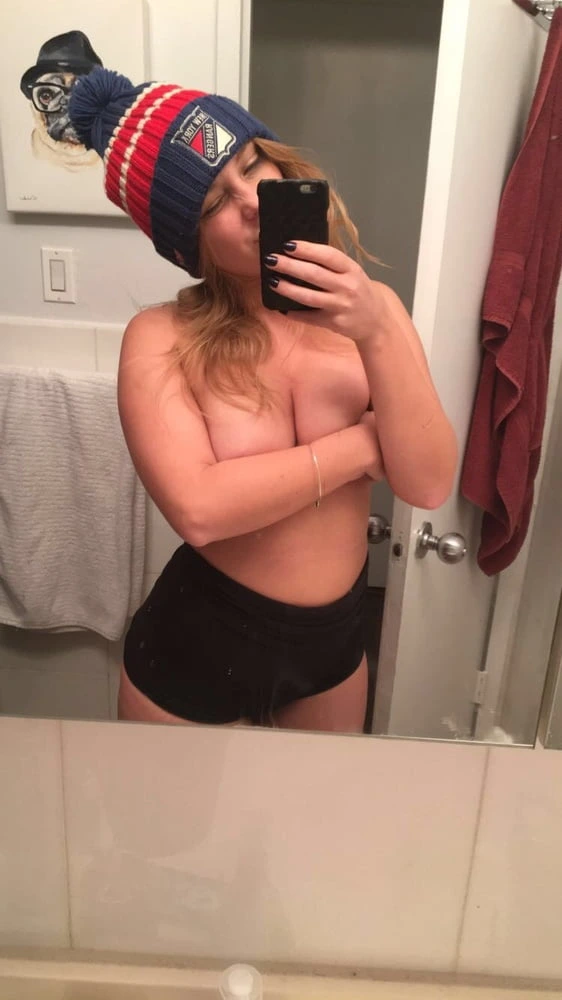 Exclusive Amateur Porn Photos: Intimate, Explicit, and Uncensored!